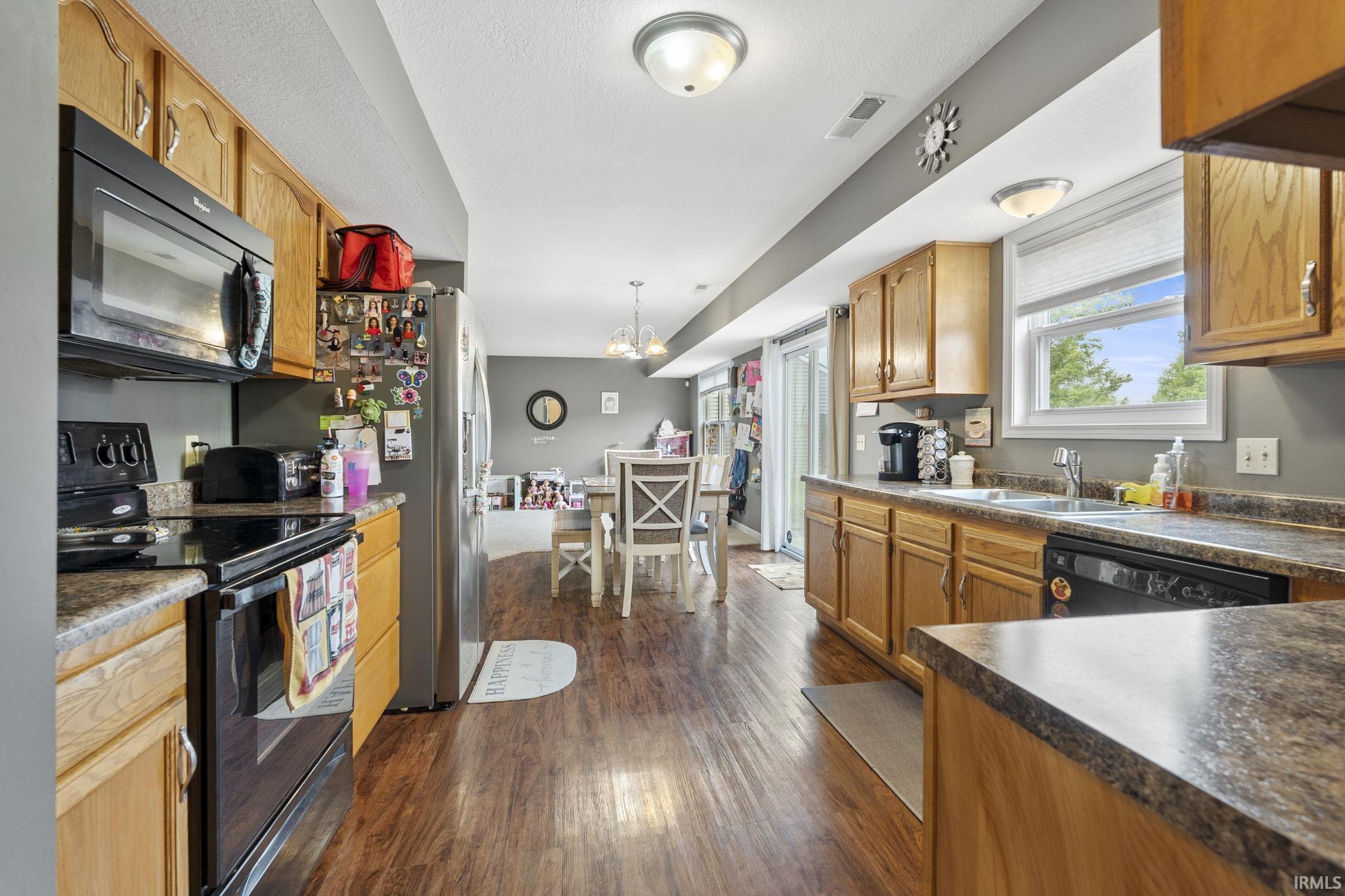 3686 Fieldstone Chase