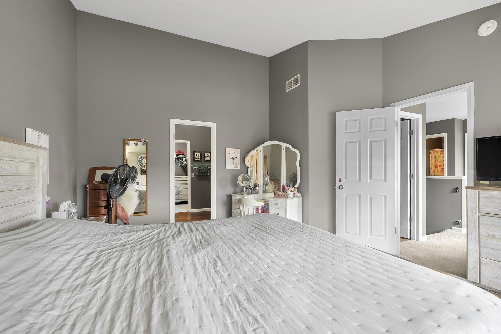 3686 Fieldstone Chase
