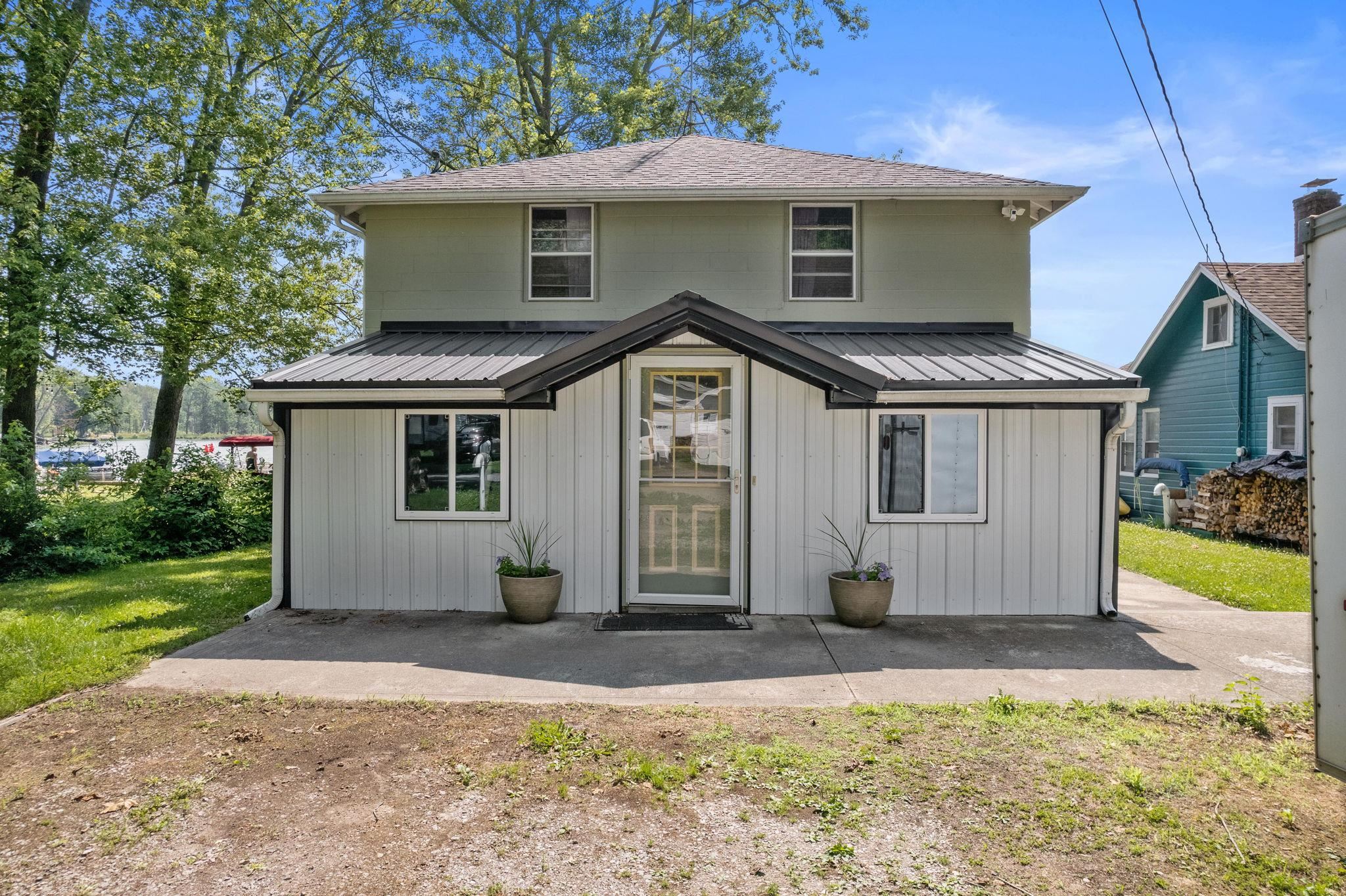 9696 Steinbarger Lake
