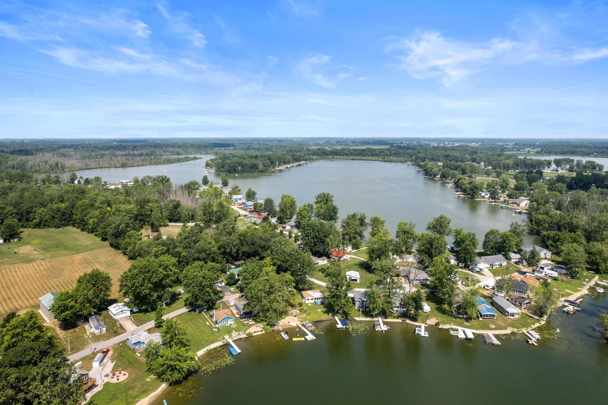 9696 Steinbarger Lake