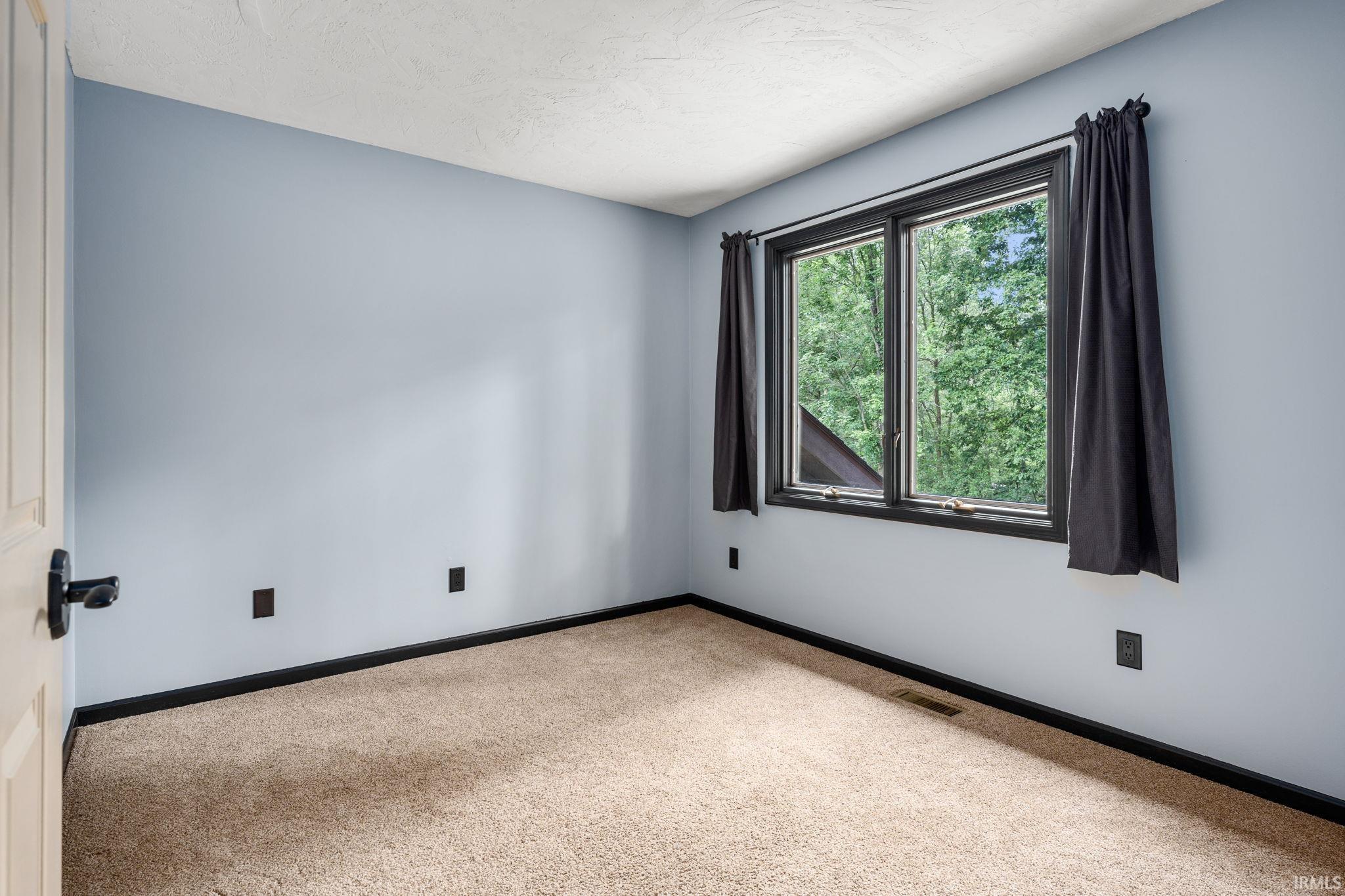 1717 Lofton