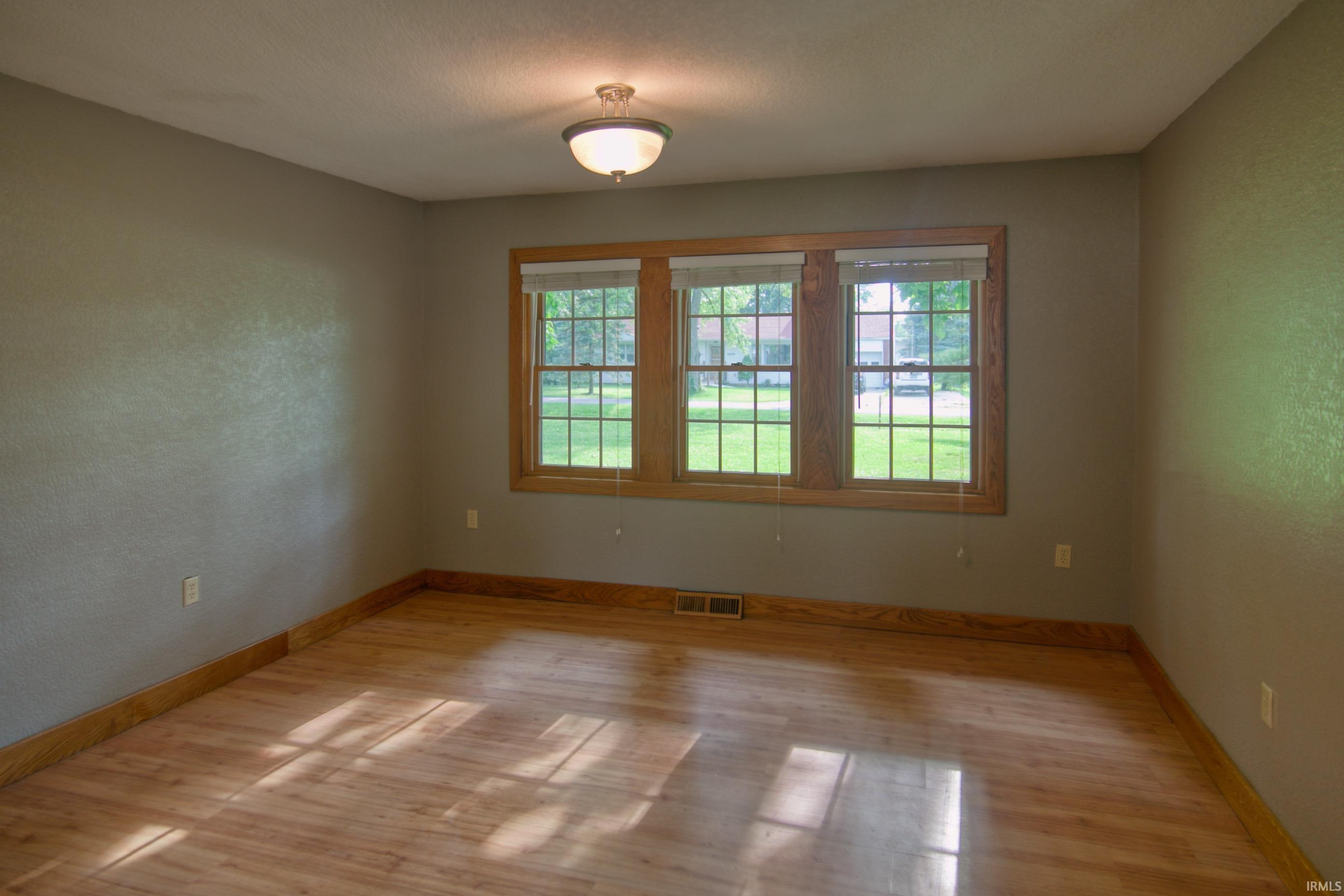 2516 Beineke