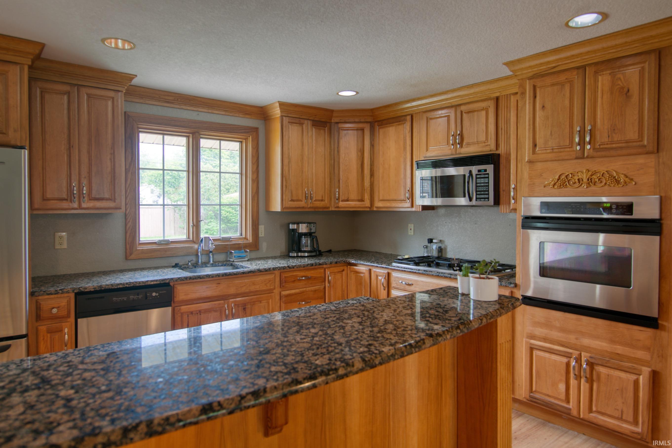 2516 Beineke