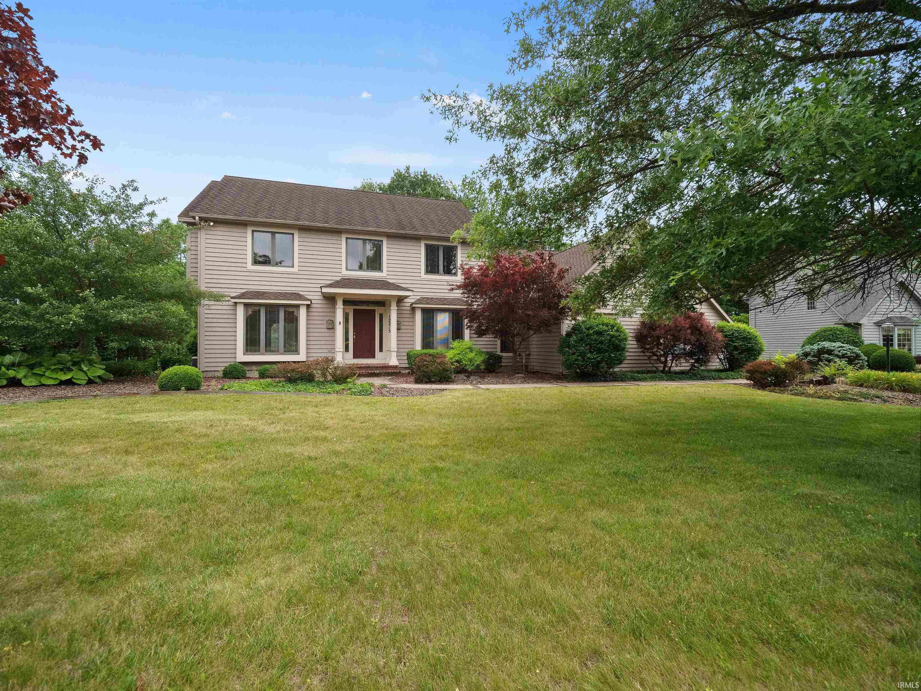 12215 Glen Lake