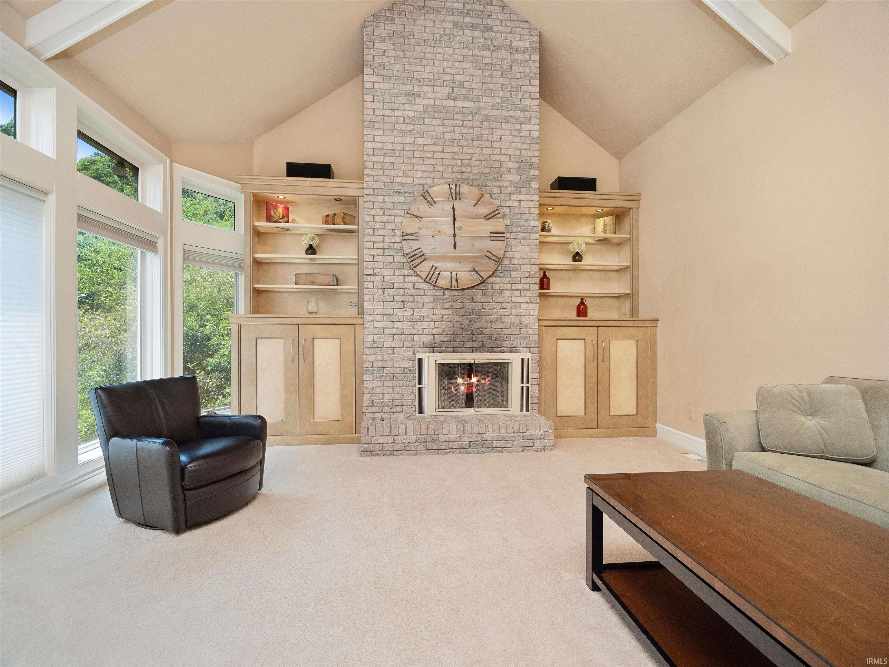 12215 Glen Lake