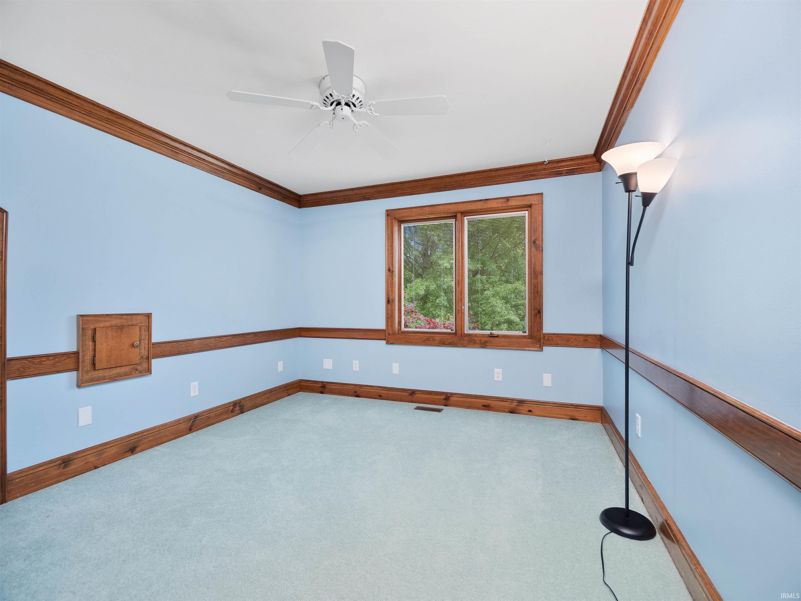 12215 Glen Lake