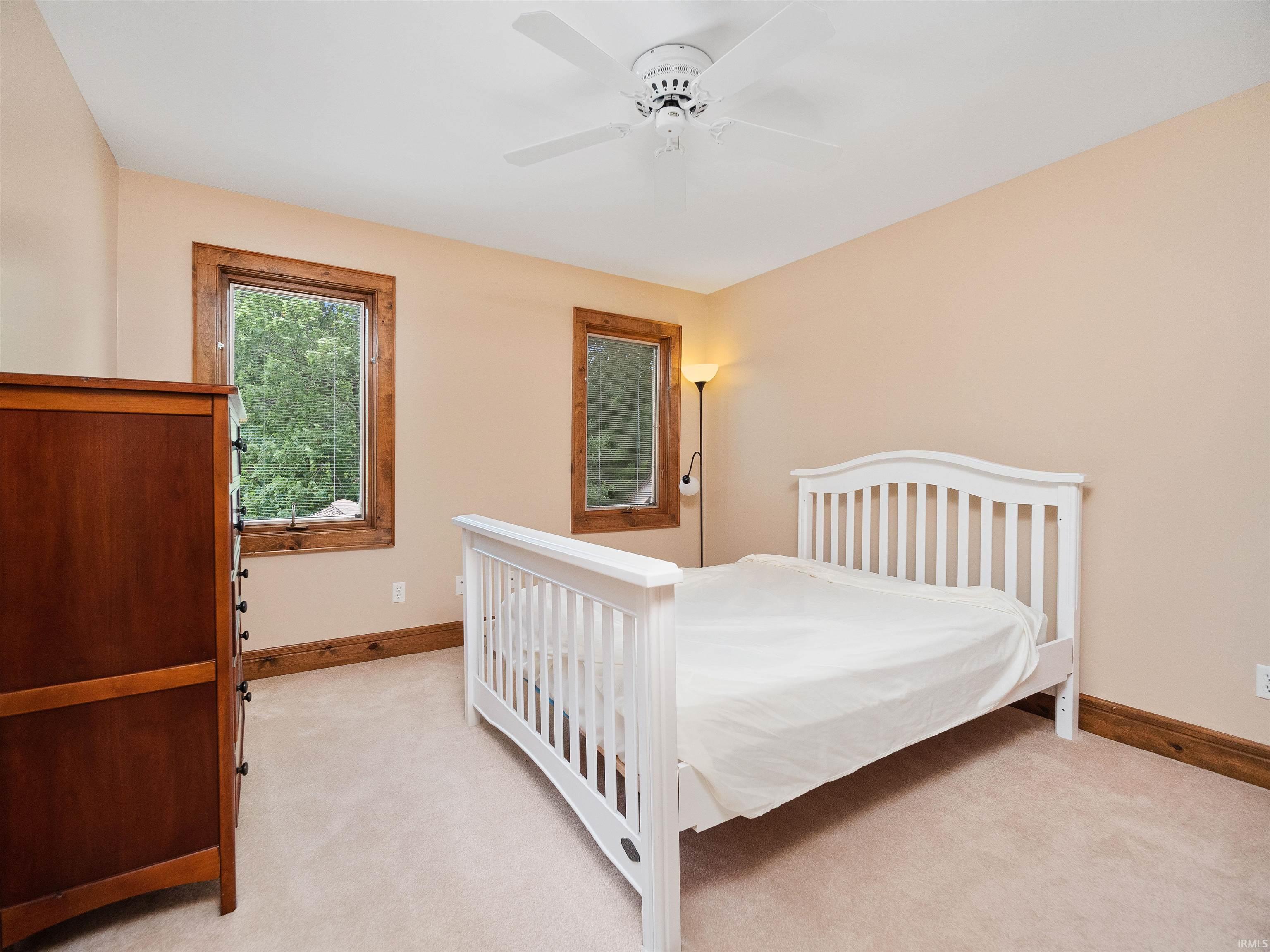 12215 Glen Lake