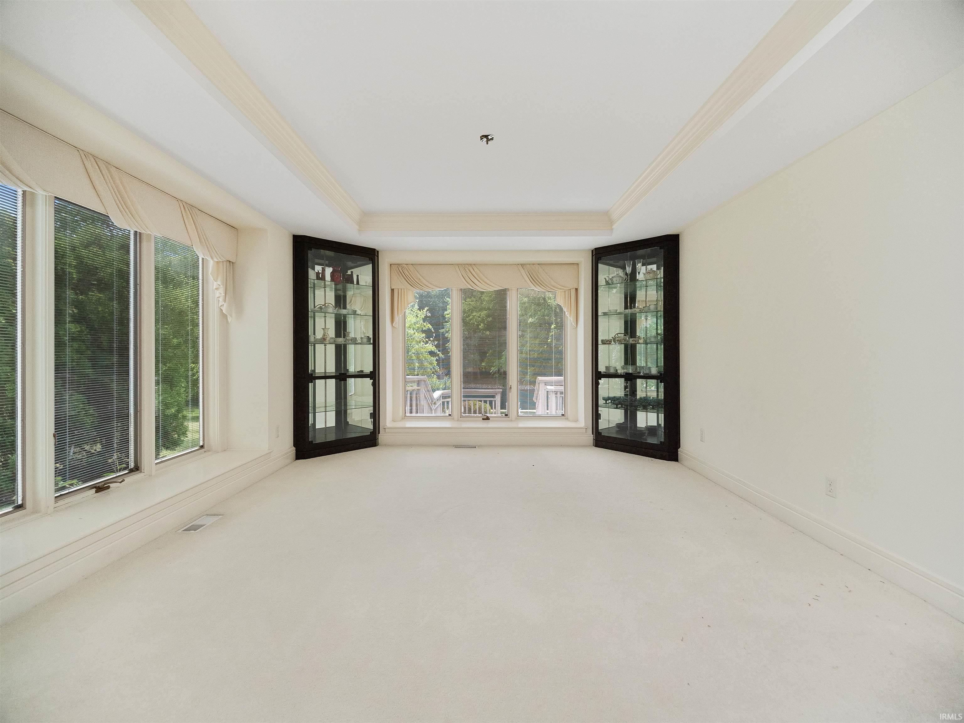 12215 Glen Lake