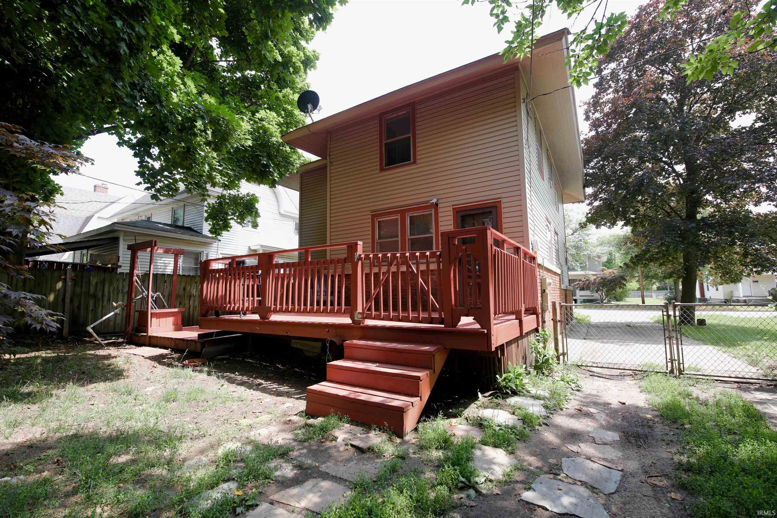 614 Beardsley