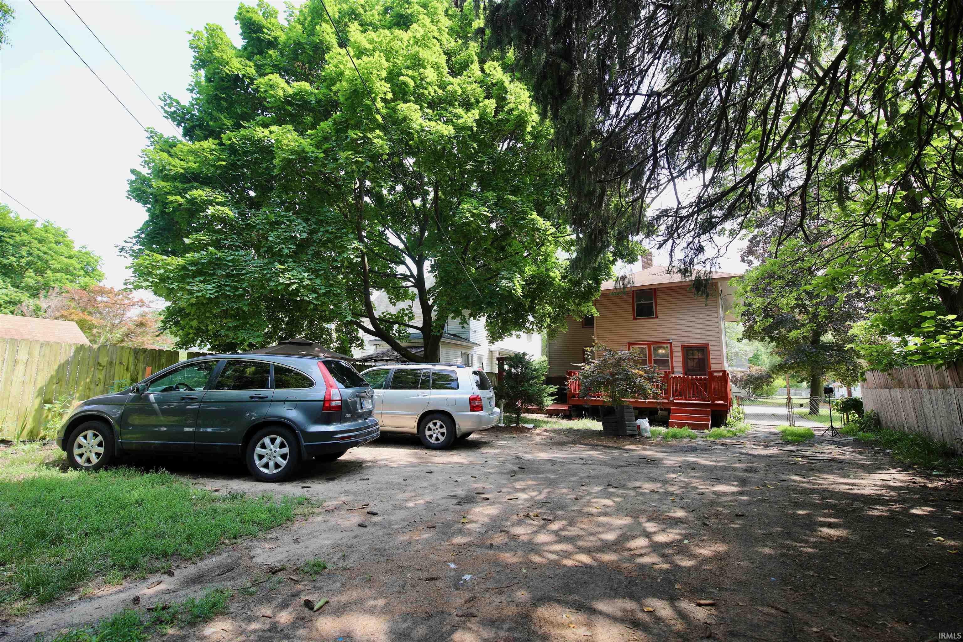 614 Beardsley
