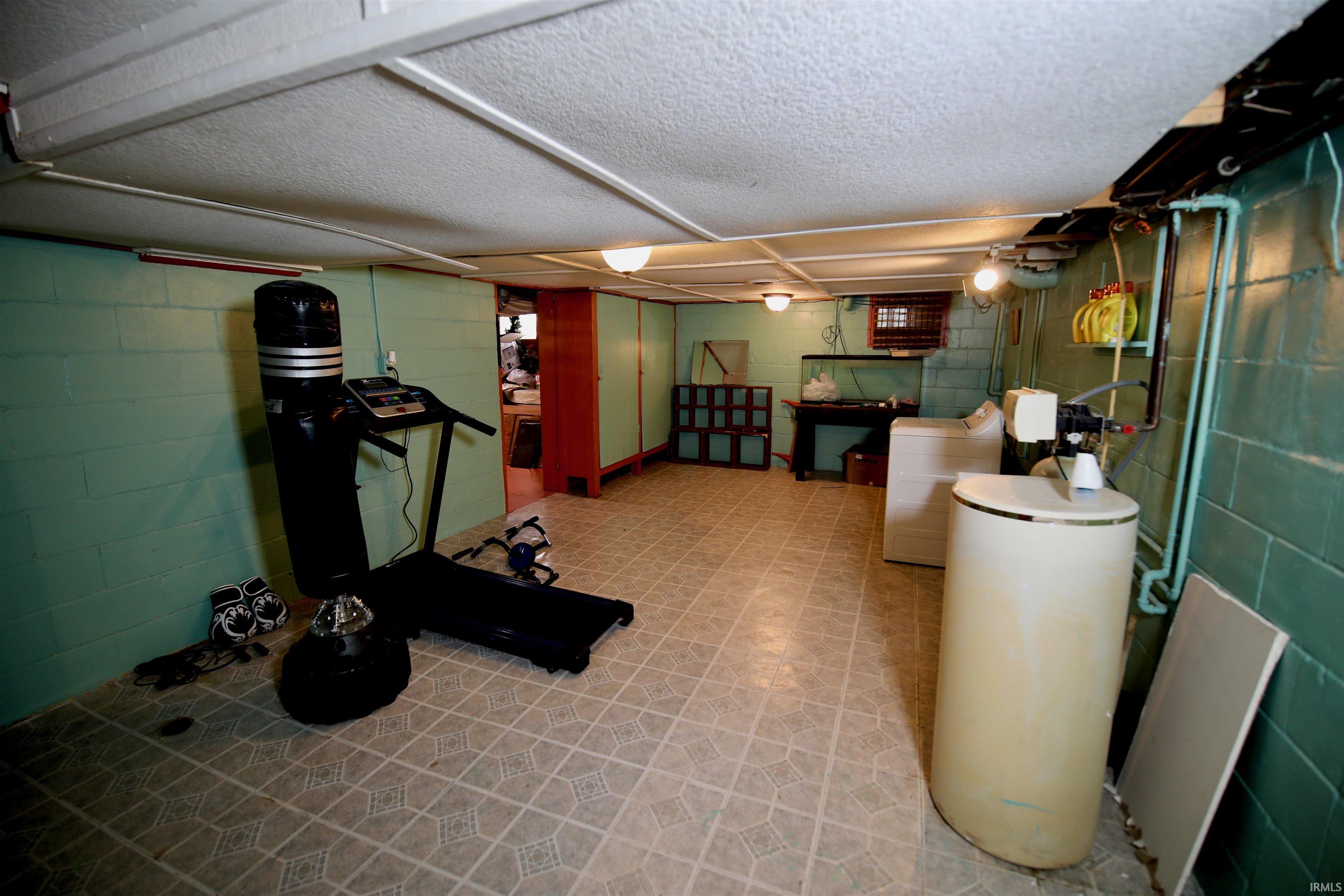 614 Beardsley