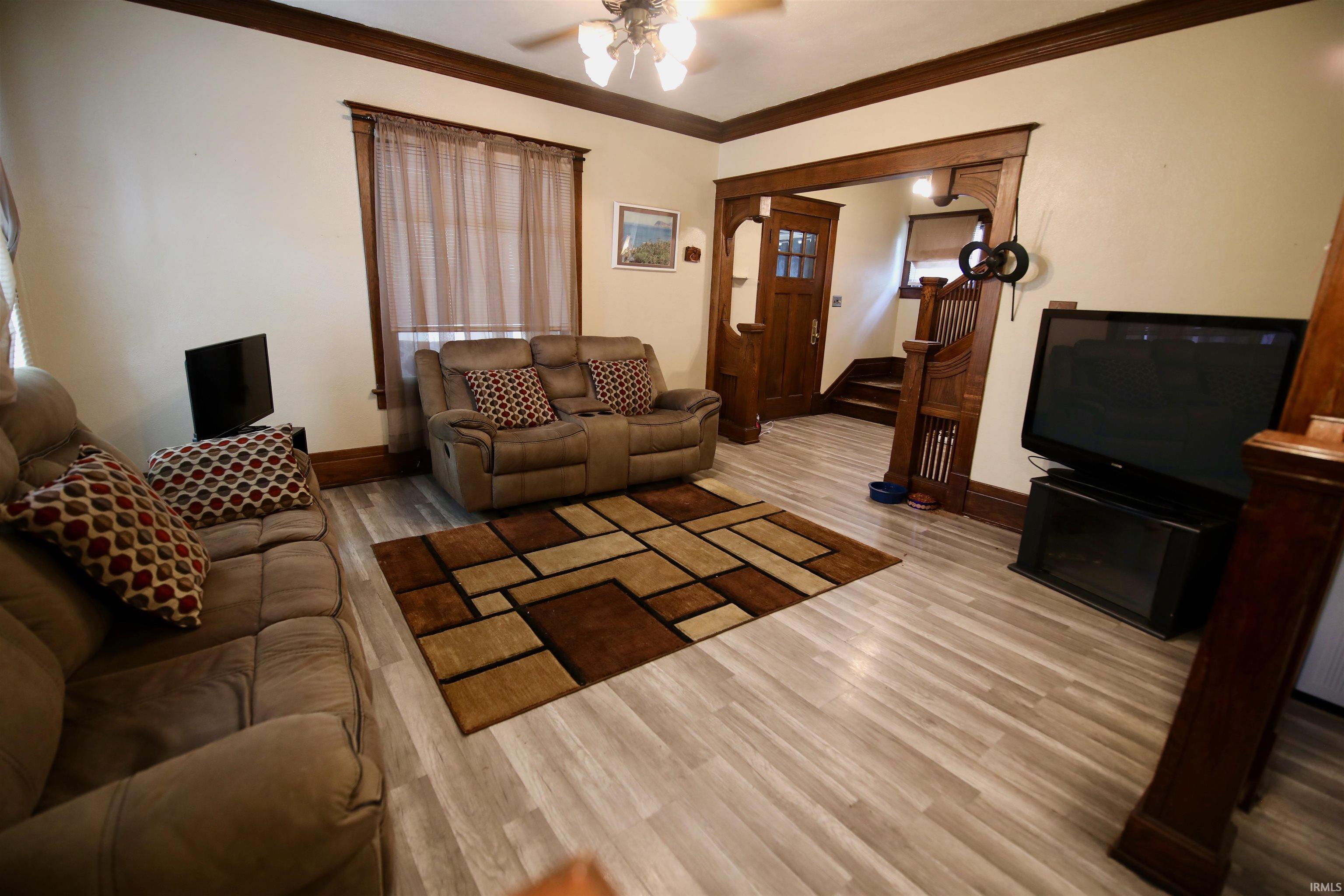 614 Beardsley