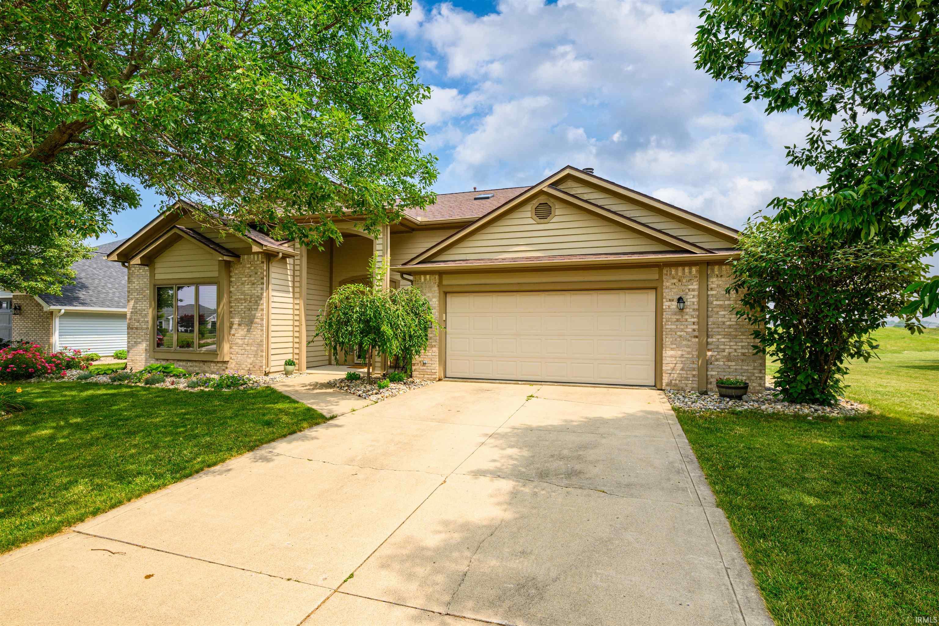 2819 Walnut