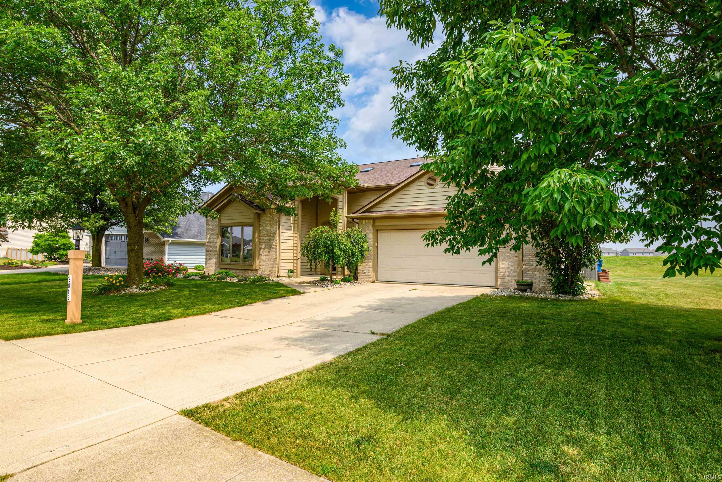 2819 Walnut