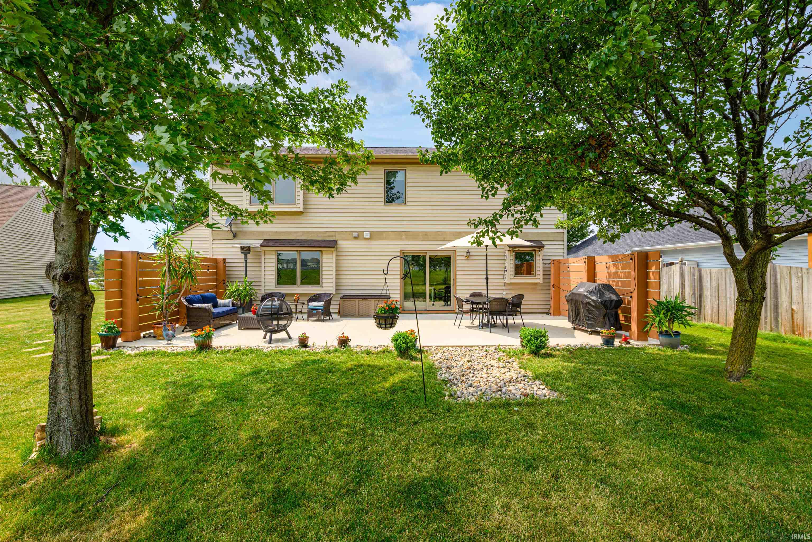 2819 Walnut