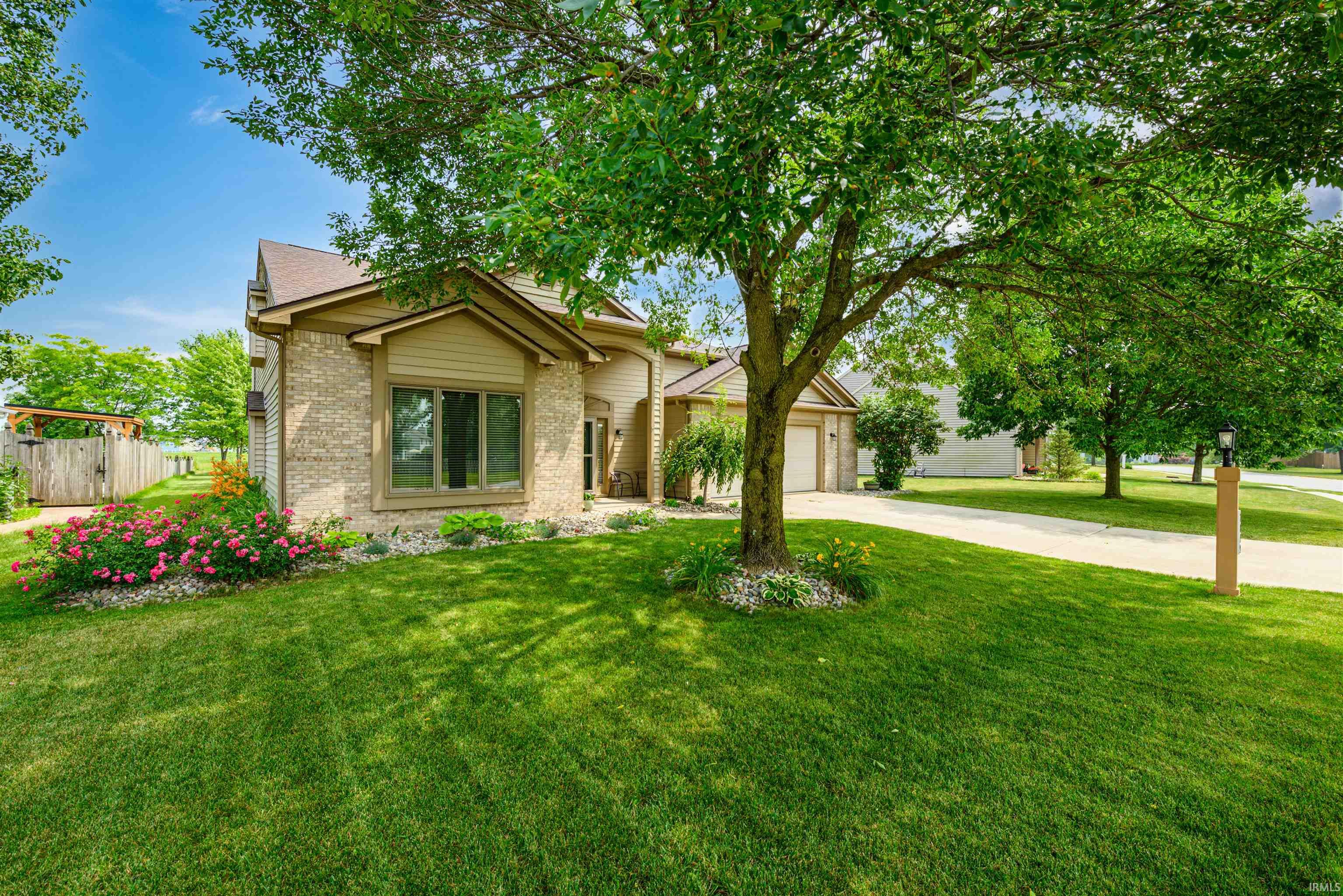 2819 Walnut