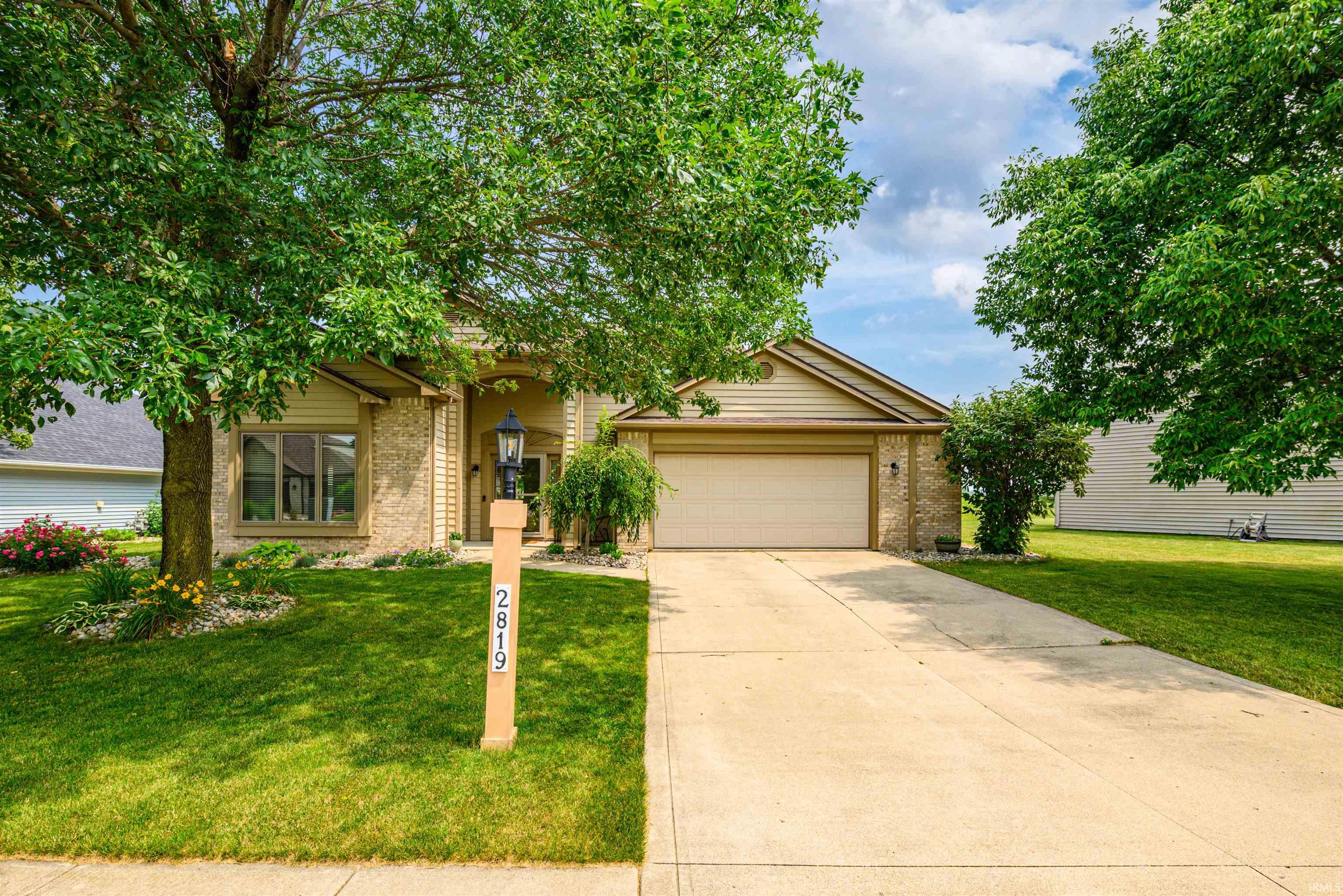 2819 Walnut