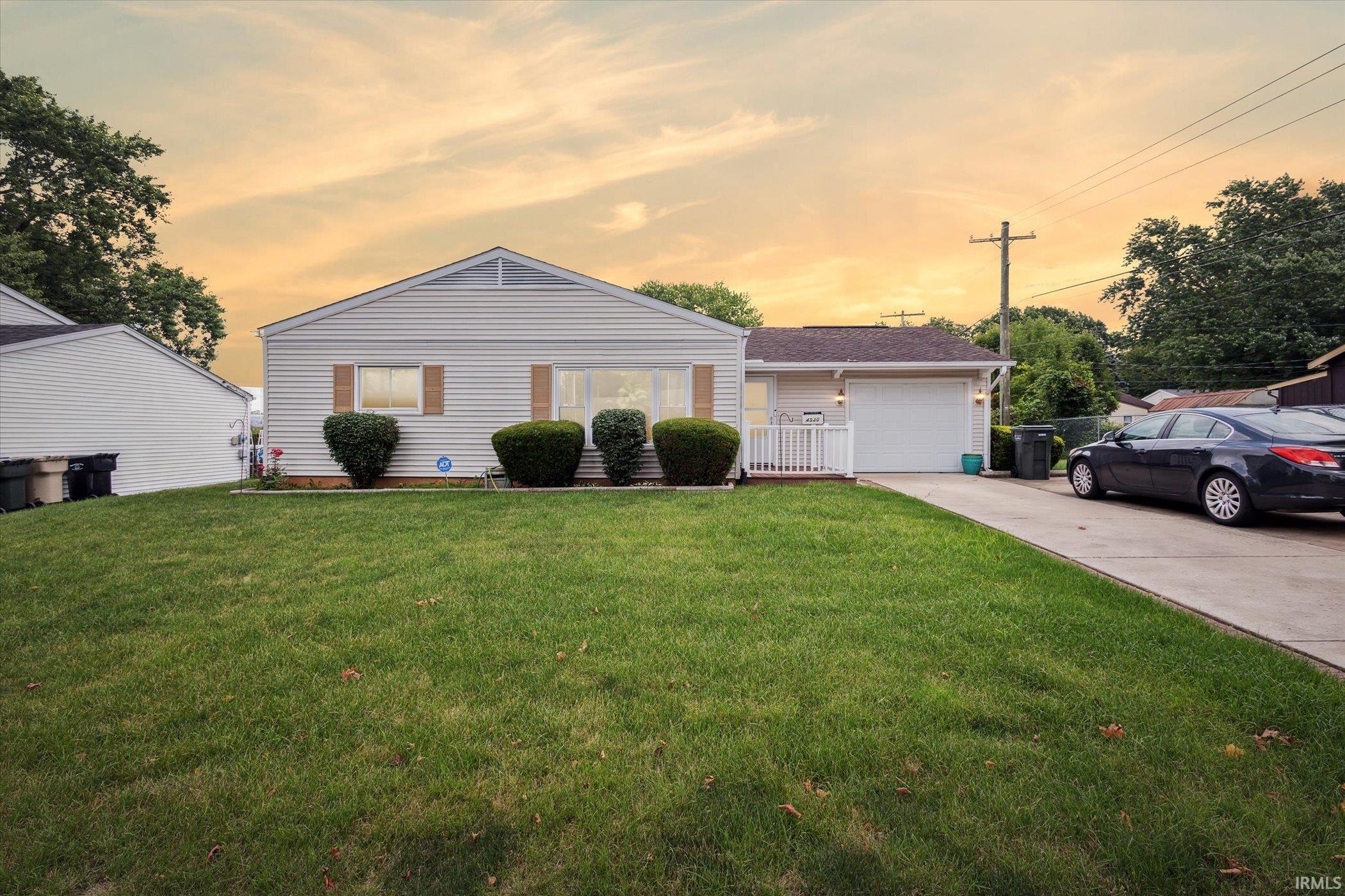 4530 Macdougall