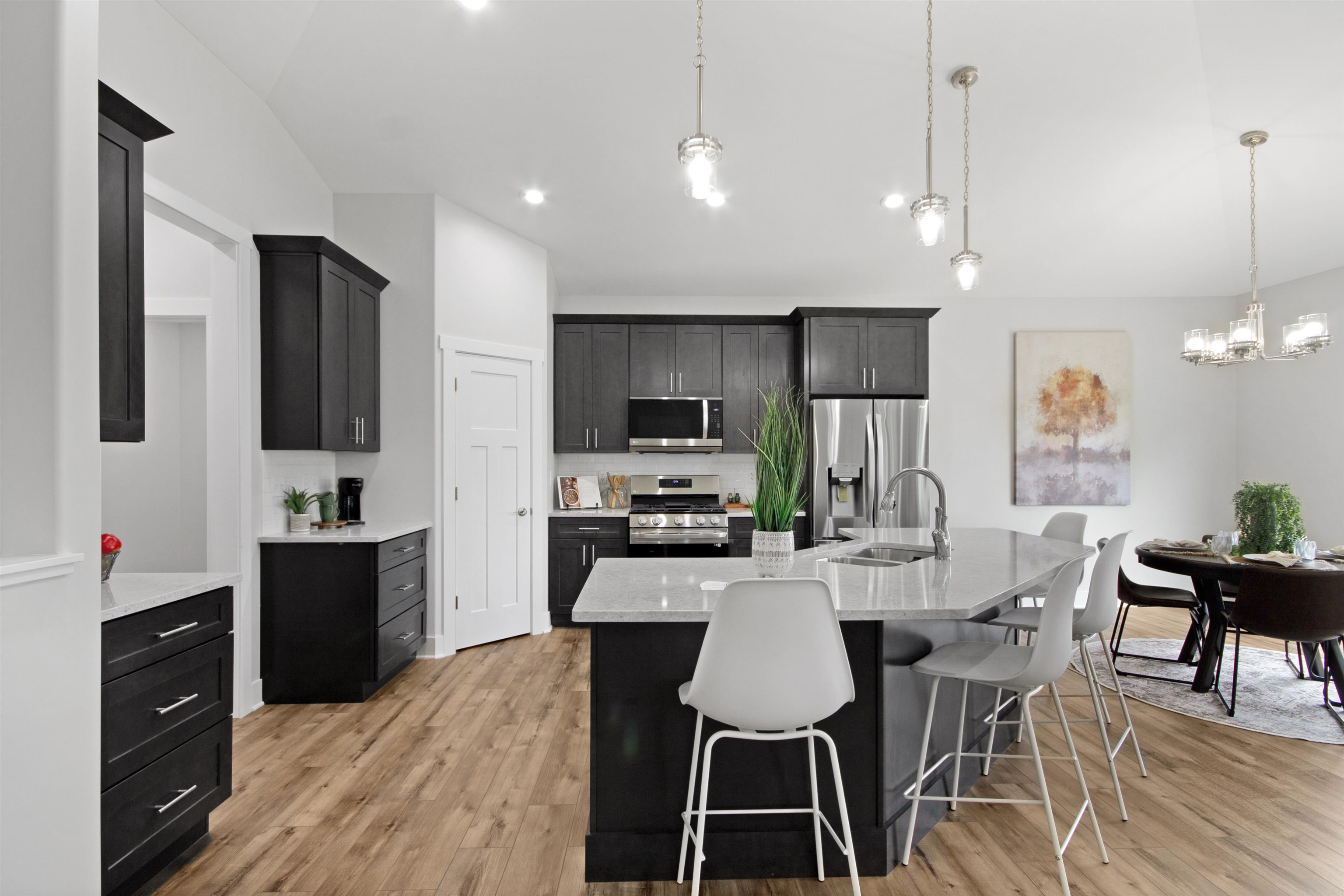 1610 Stoneham