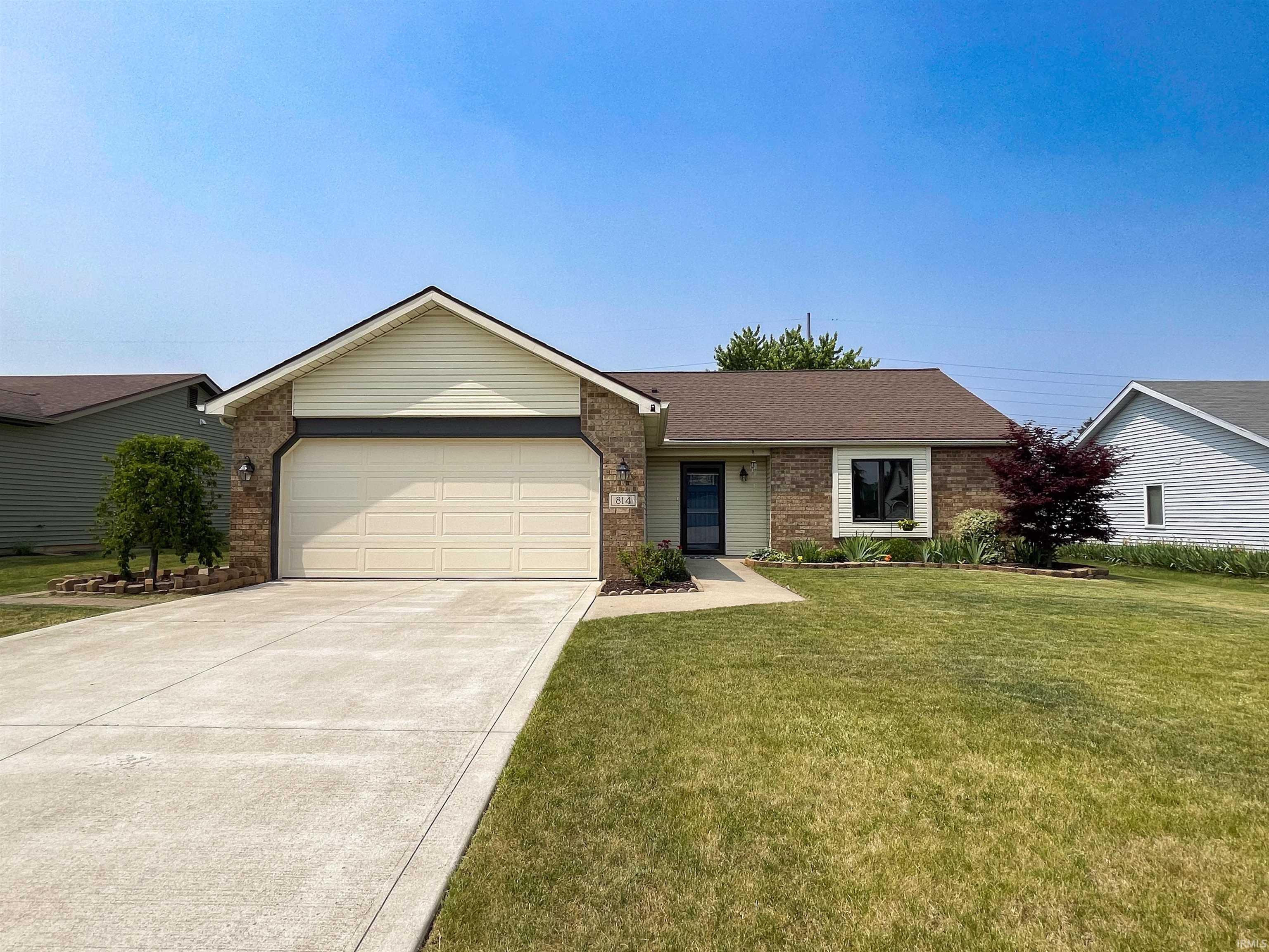 814 Laurel Hill