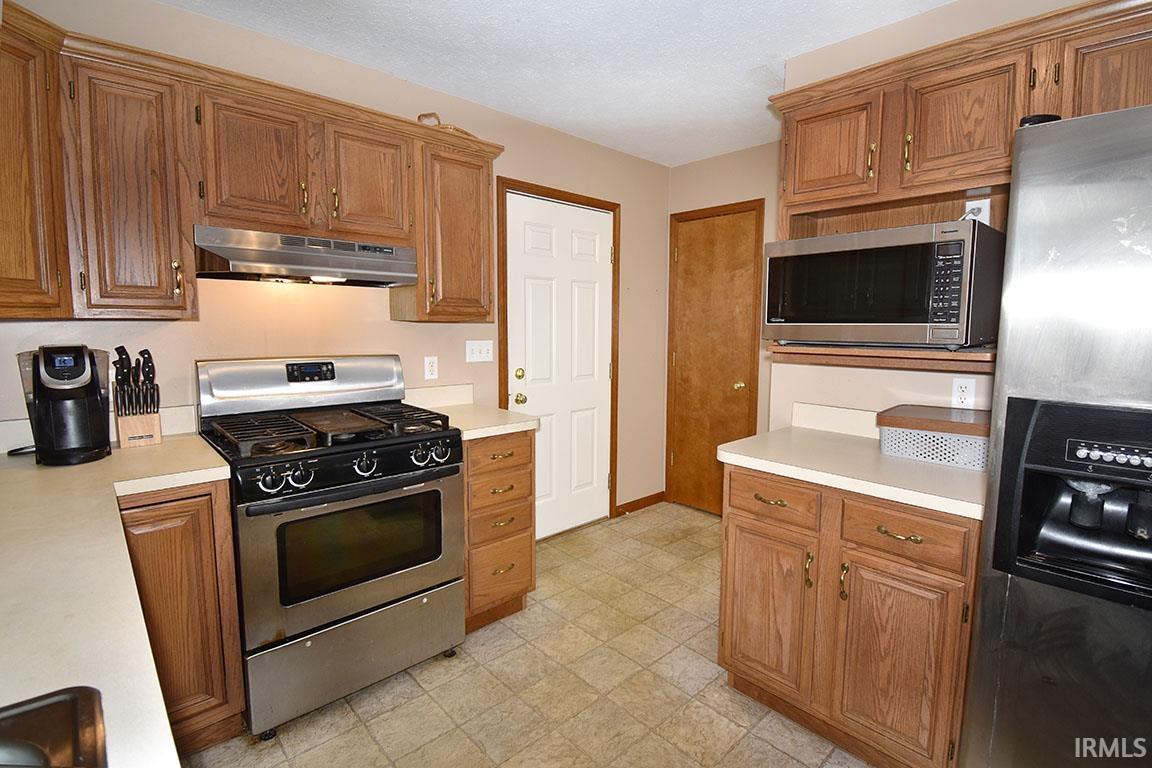 615 Redbud