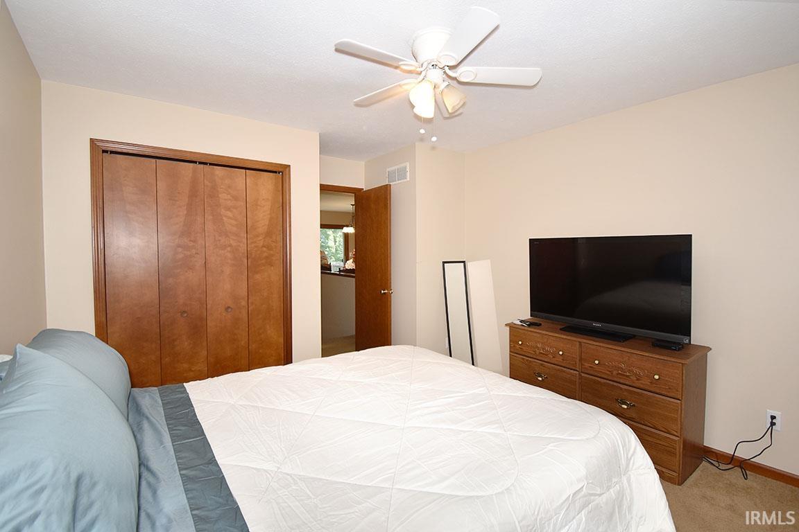 615 Redbud