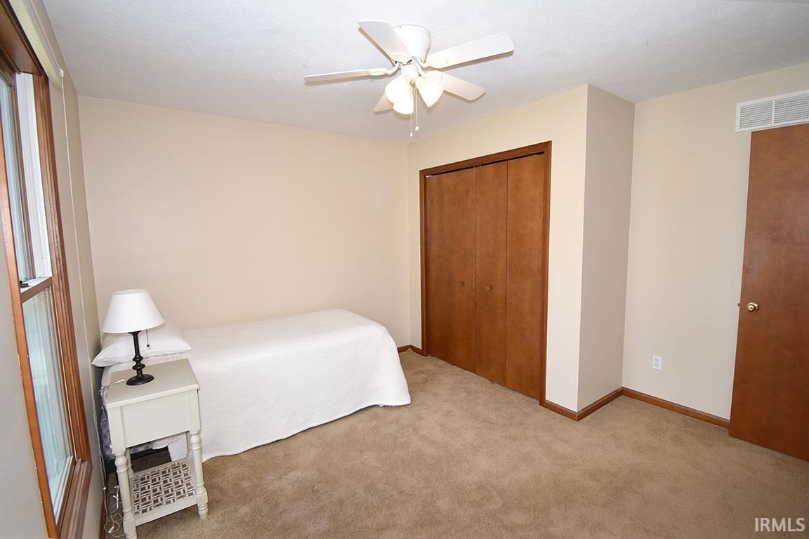 615 Redbud