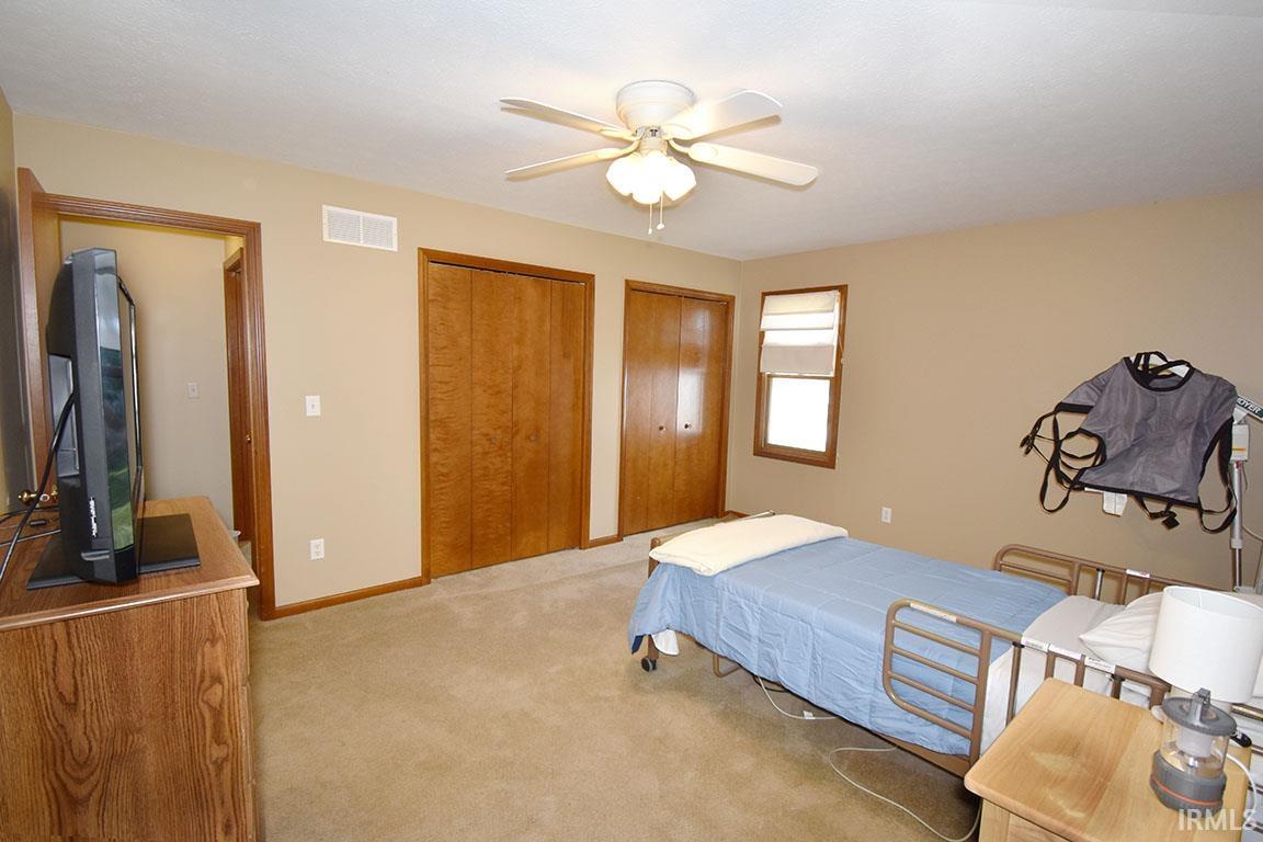 615 Redbud