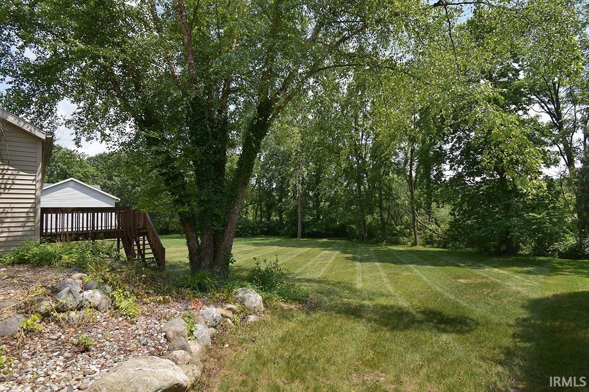 615 Redbud