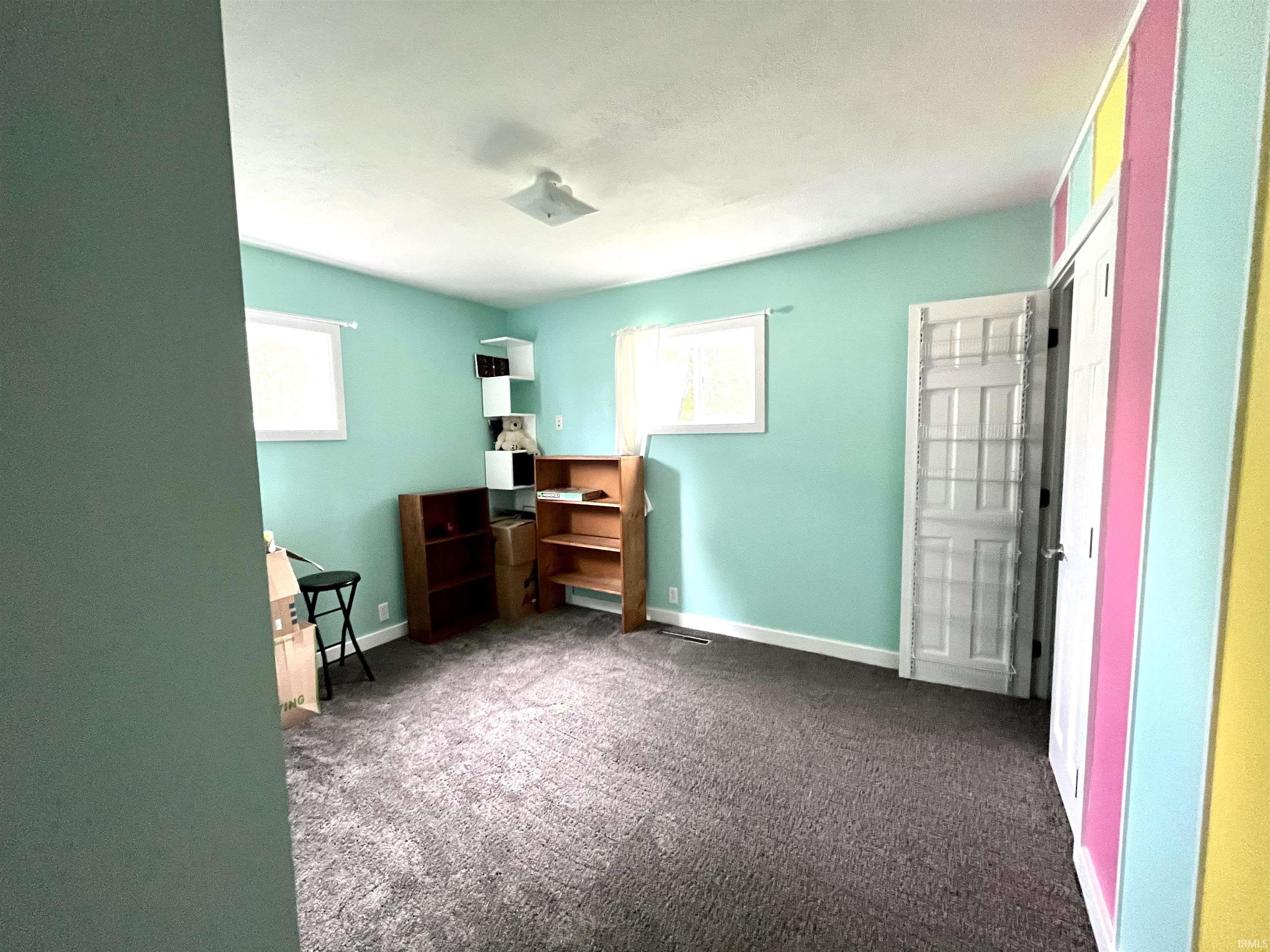 1136 Byron