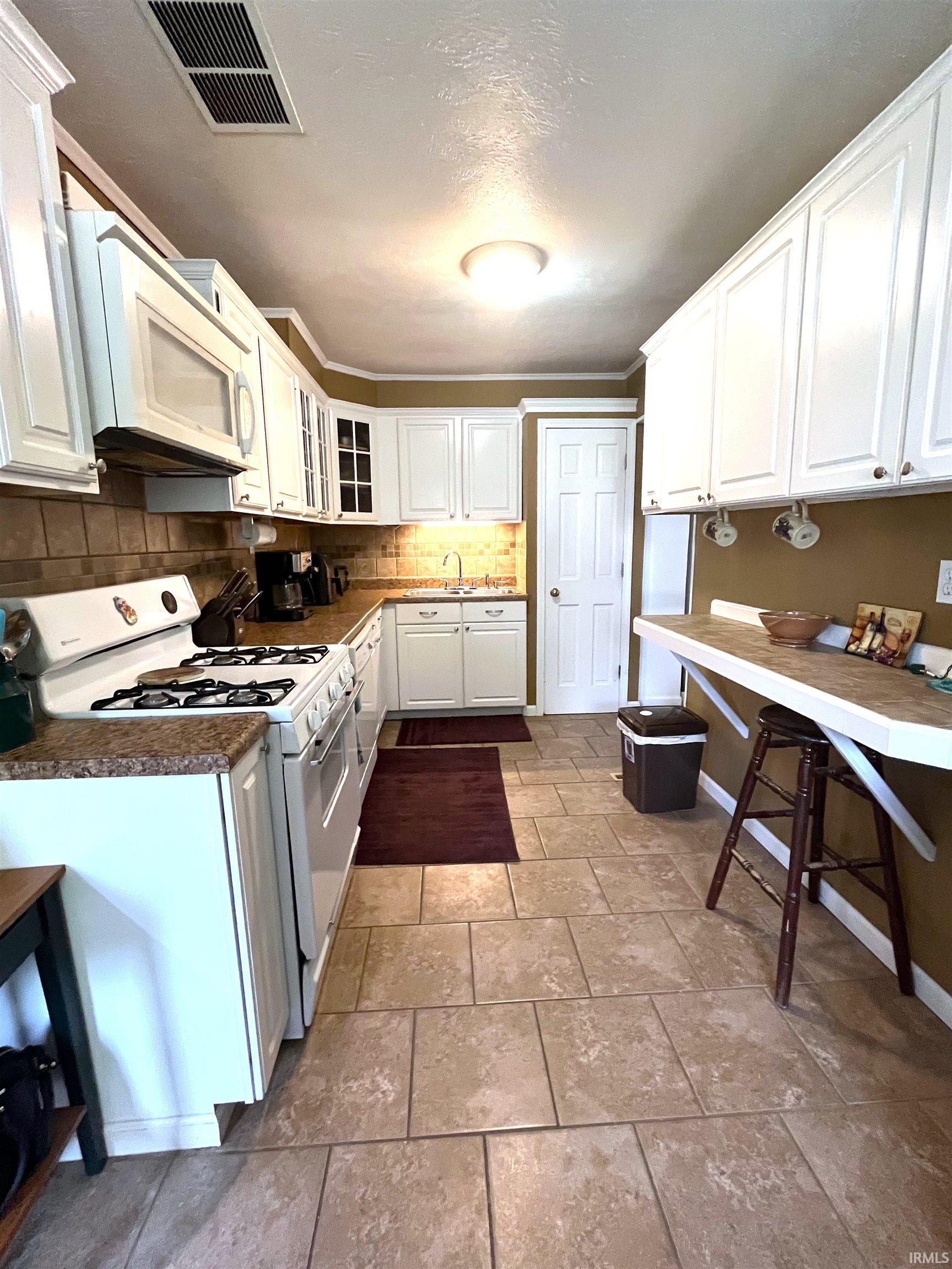 1136 Byron