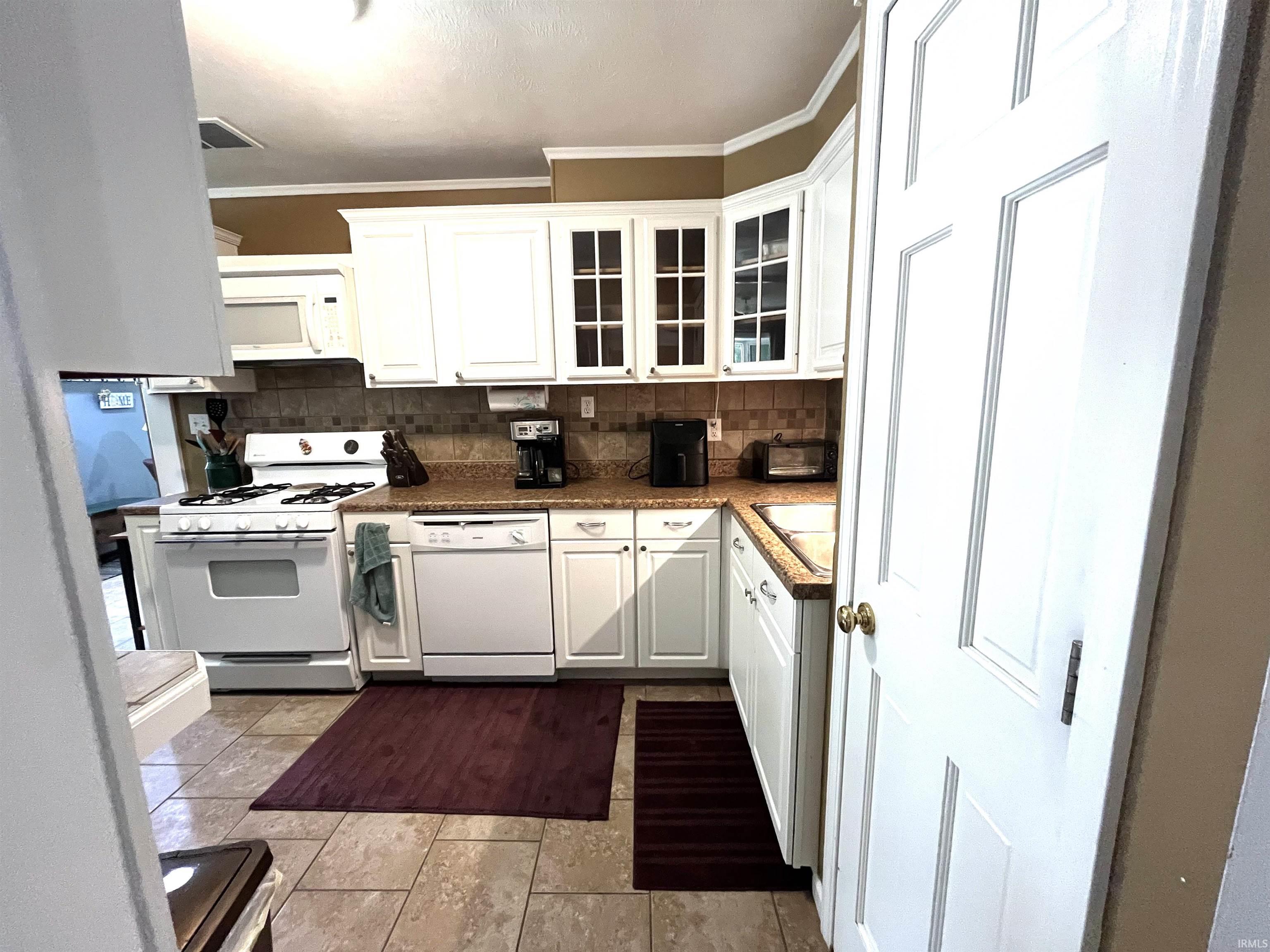 1136 Byron