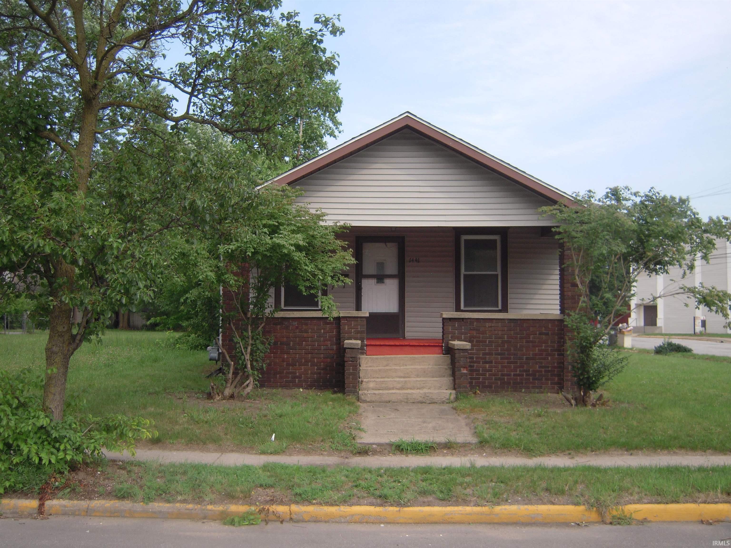 1441 Franklin St