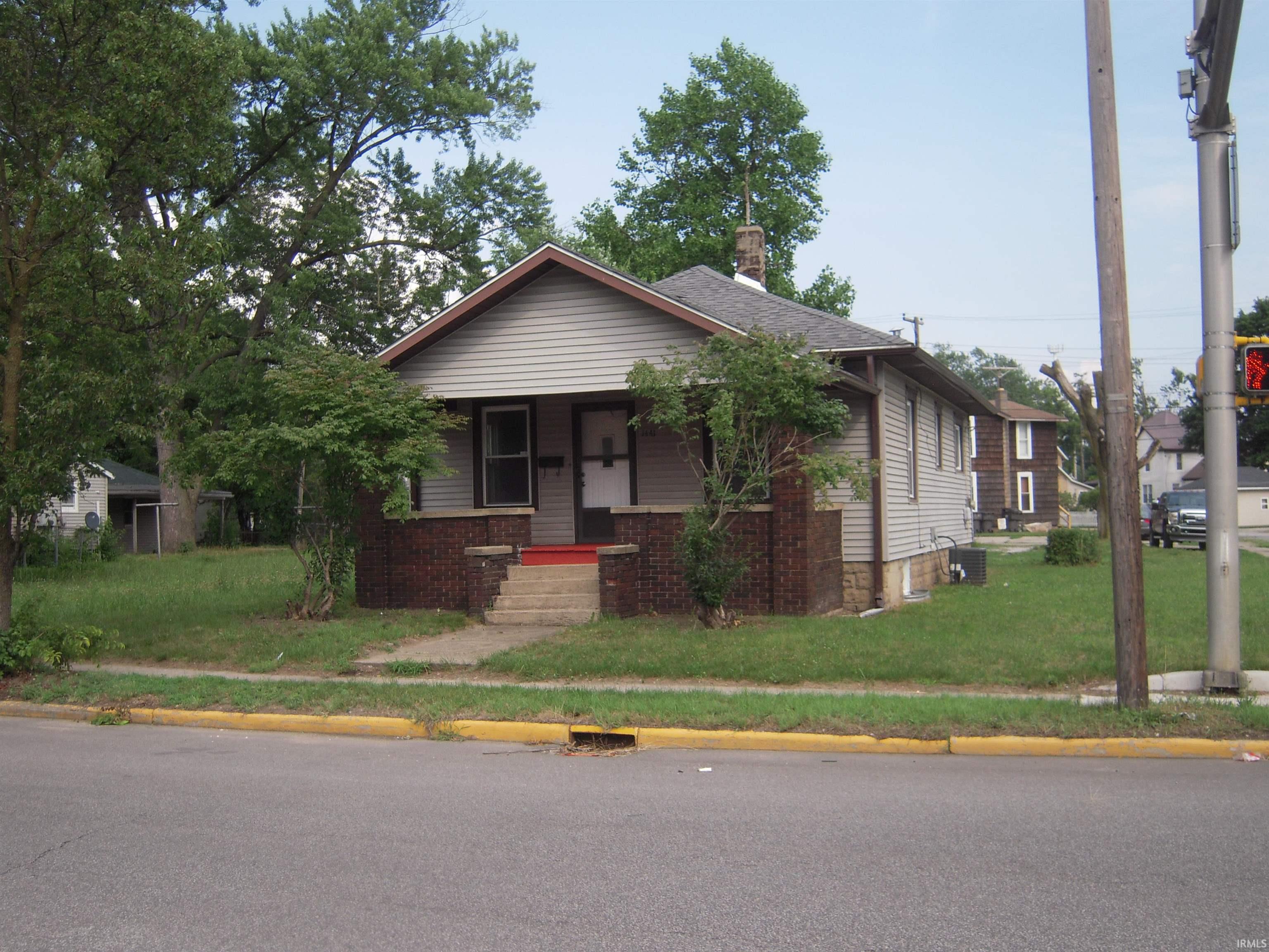 1441 Franklin St