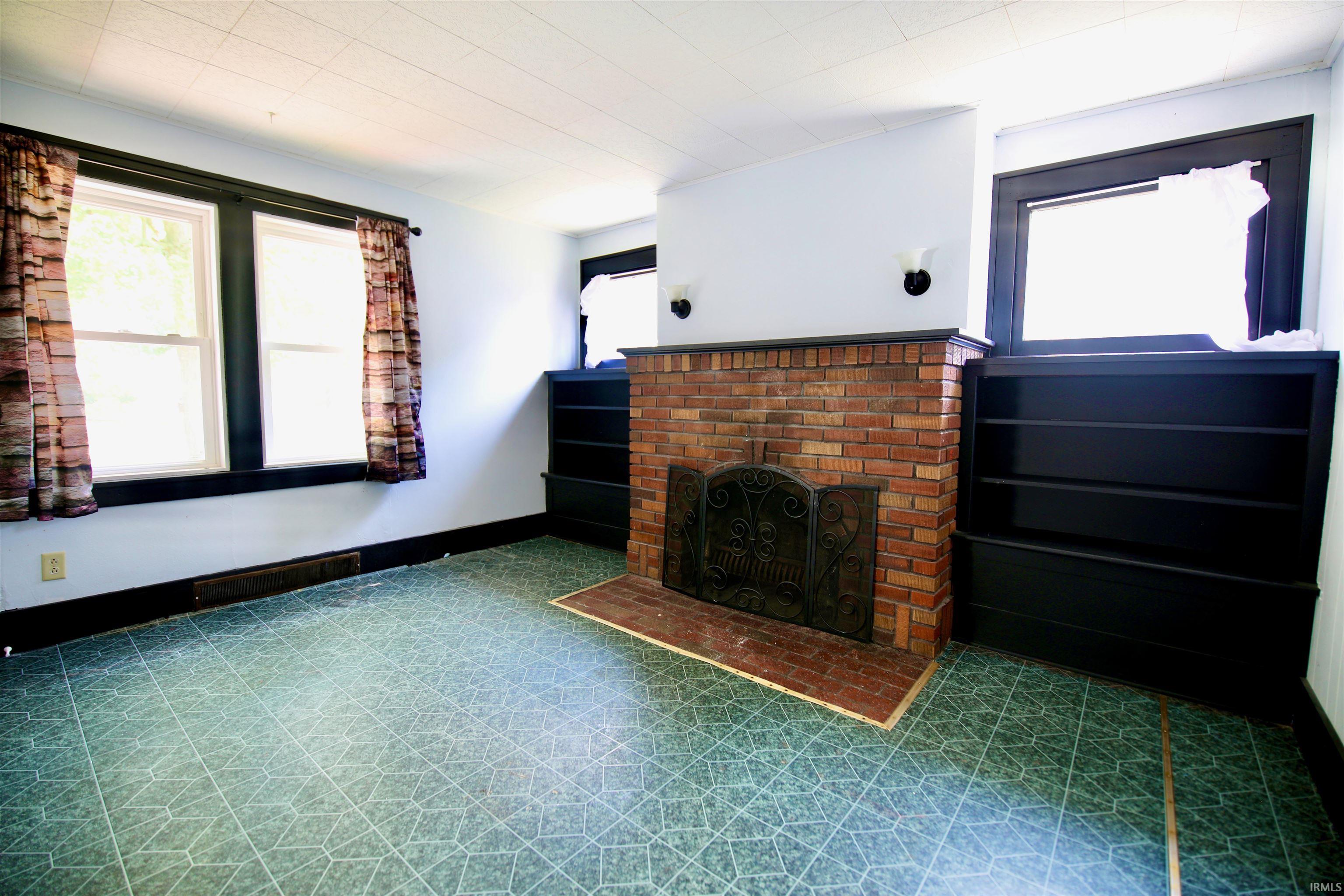 1415 Main