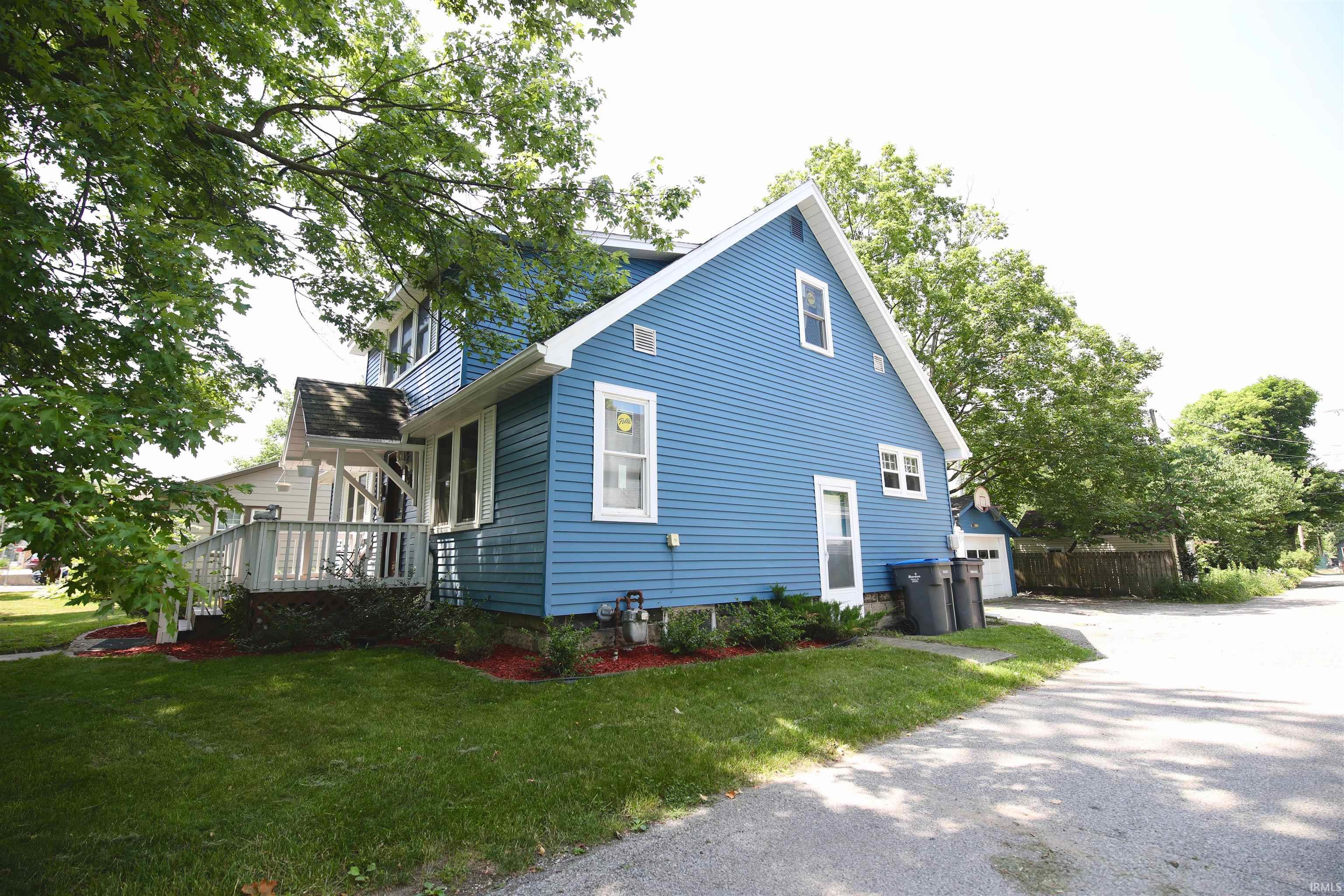 1415 Main