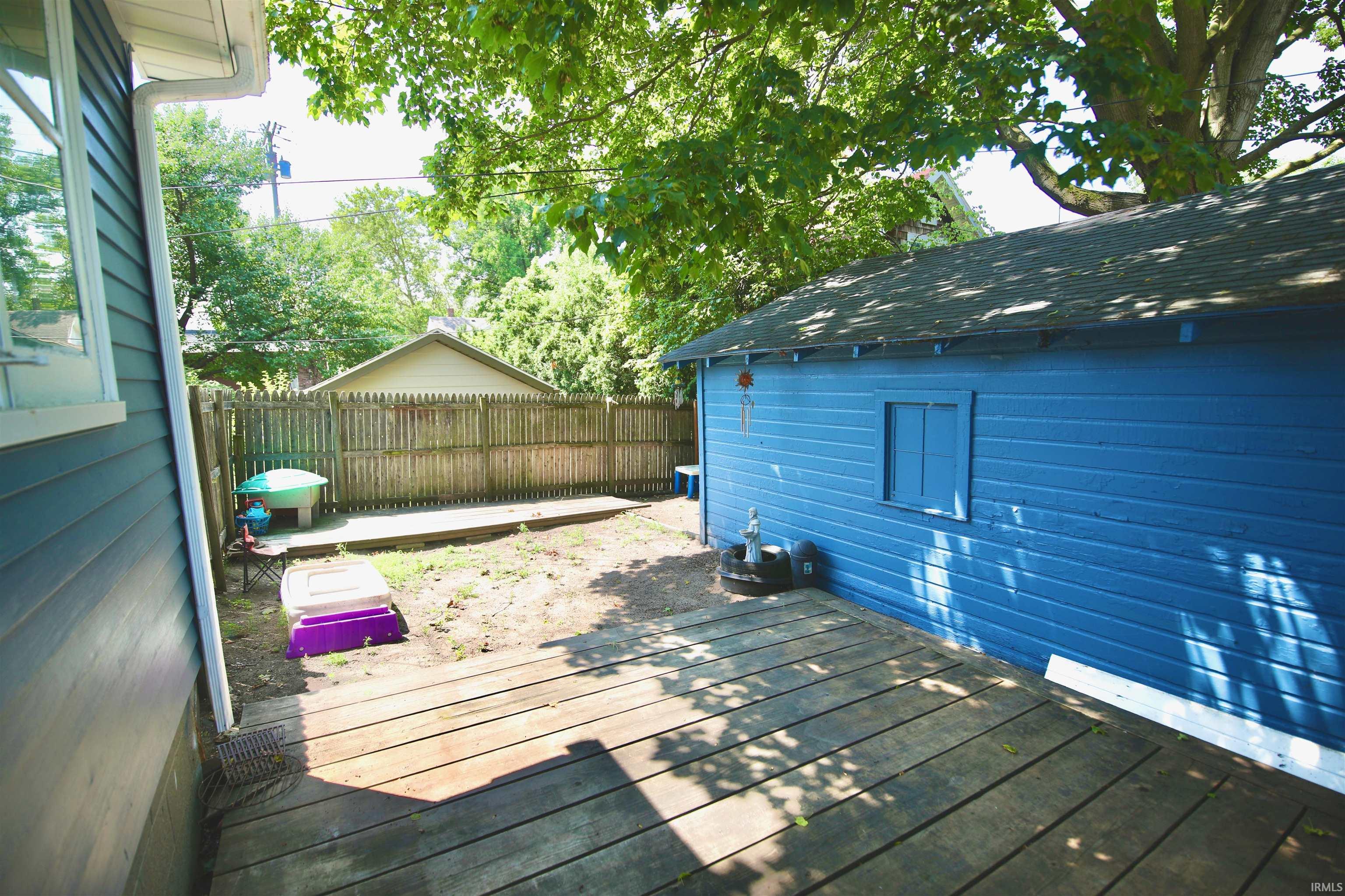 1415 Main