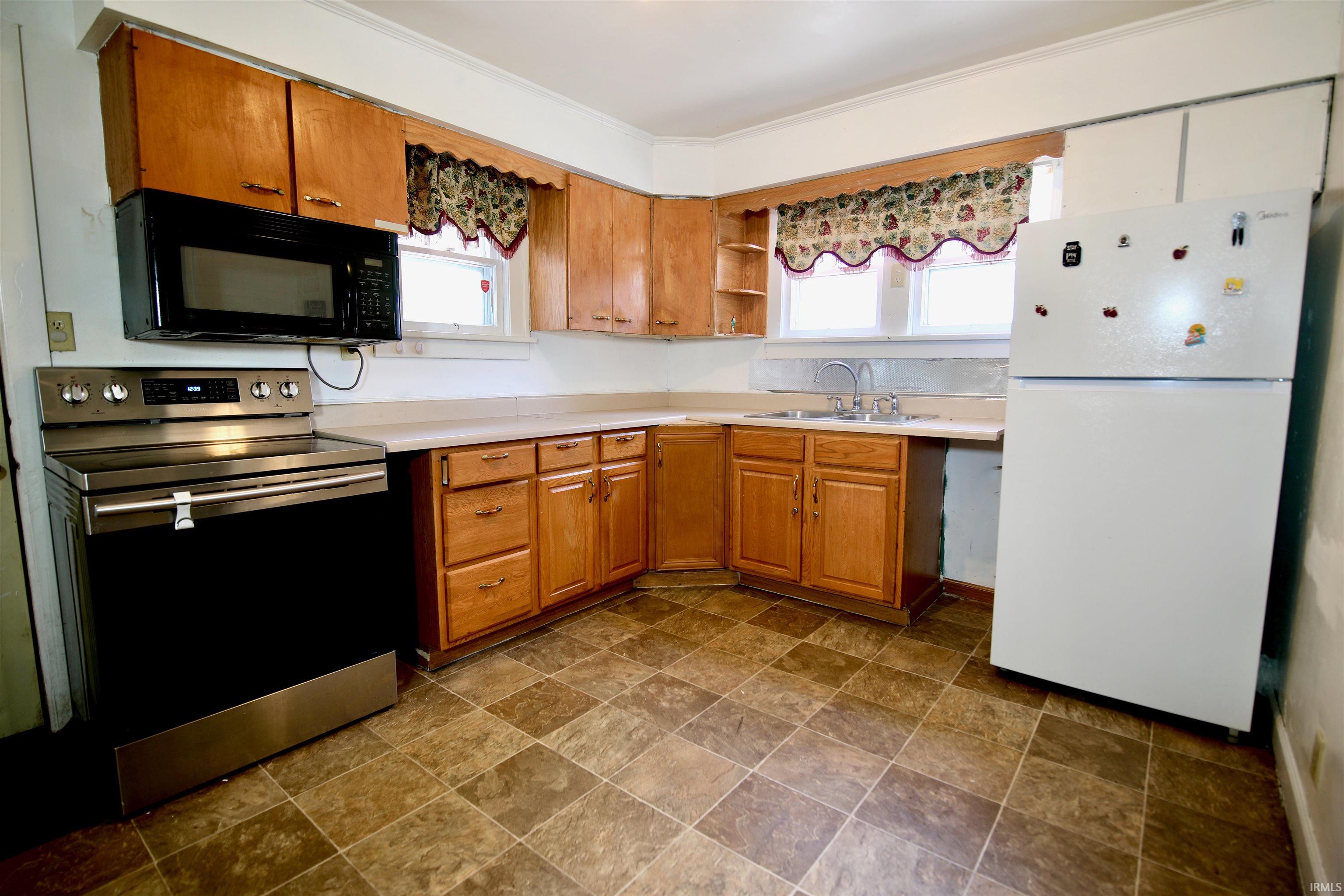 1415 Main
