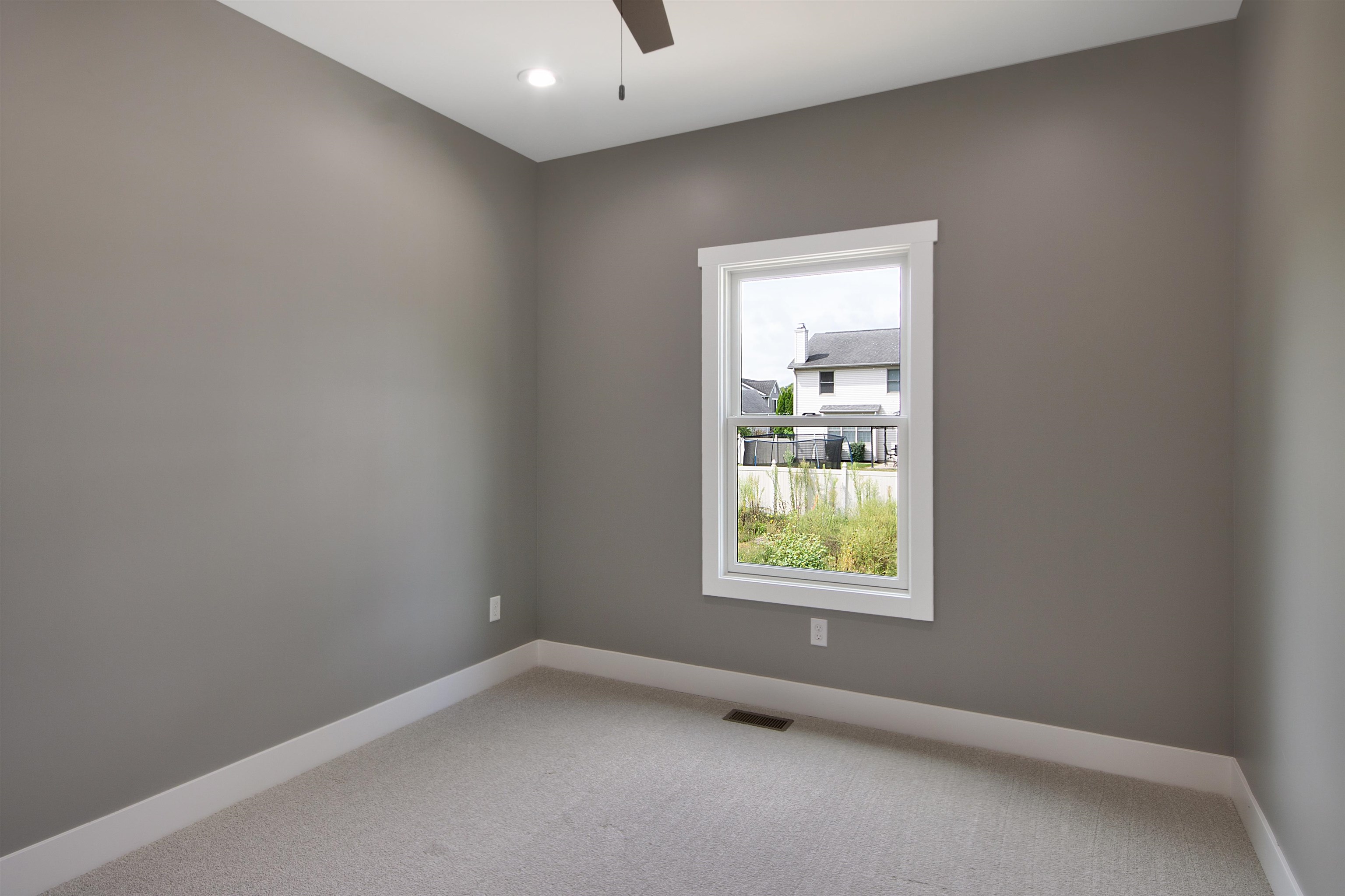 1623 Stoneham