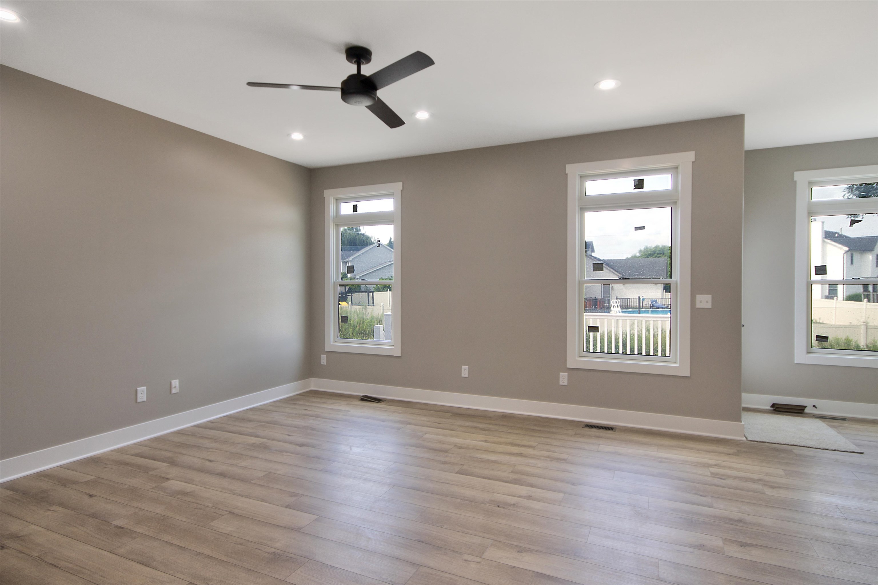 1623 Stoneham