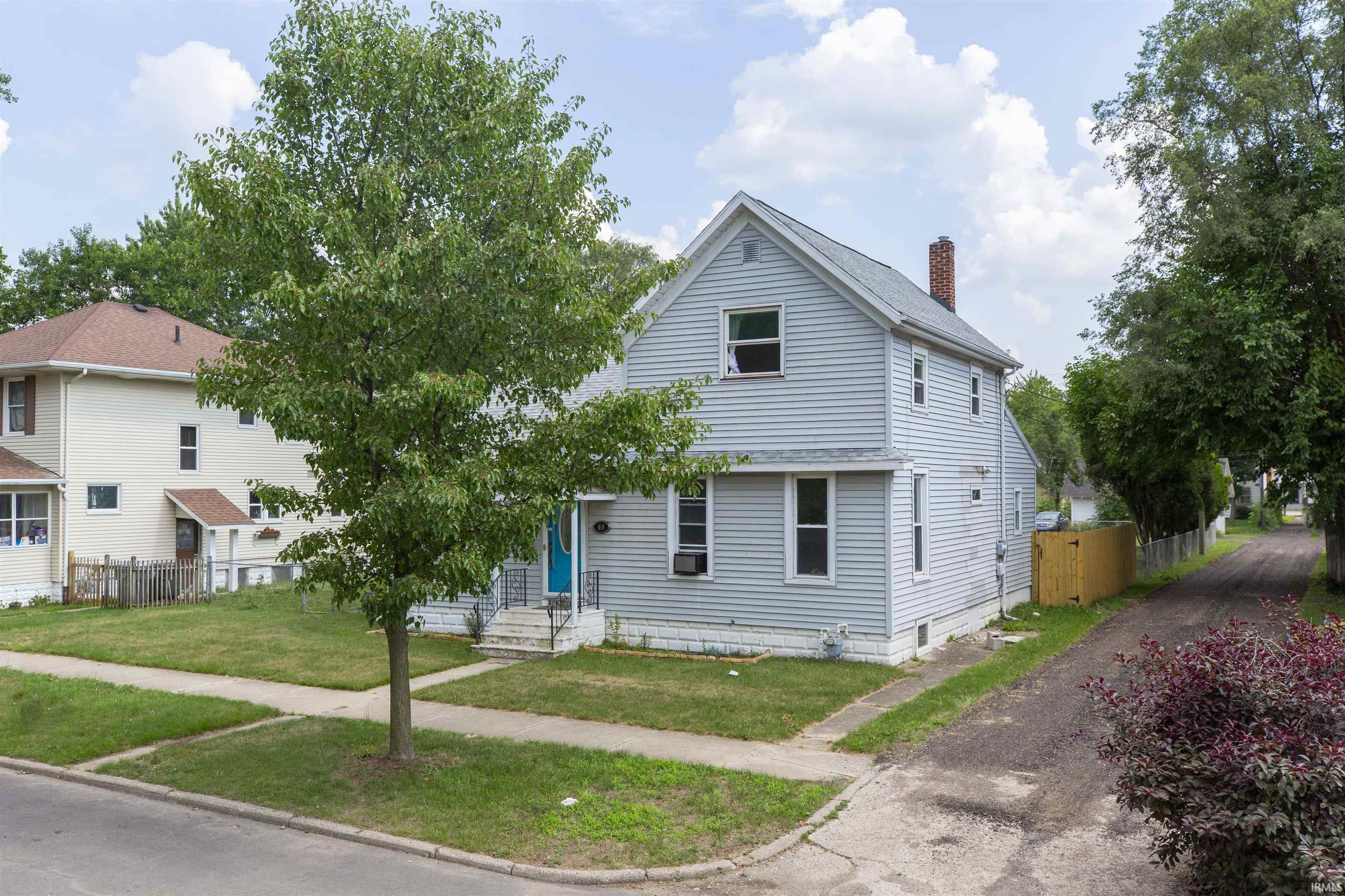 619 Maple Row