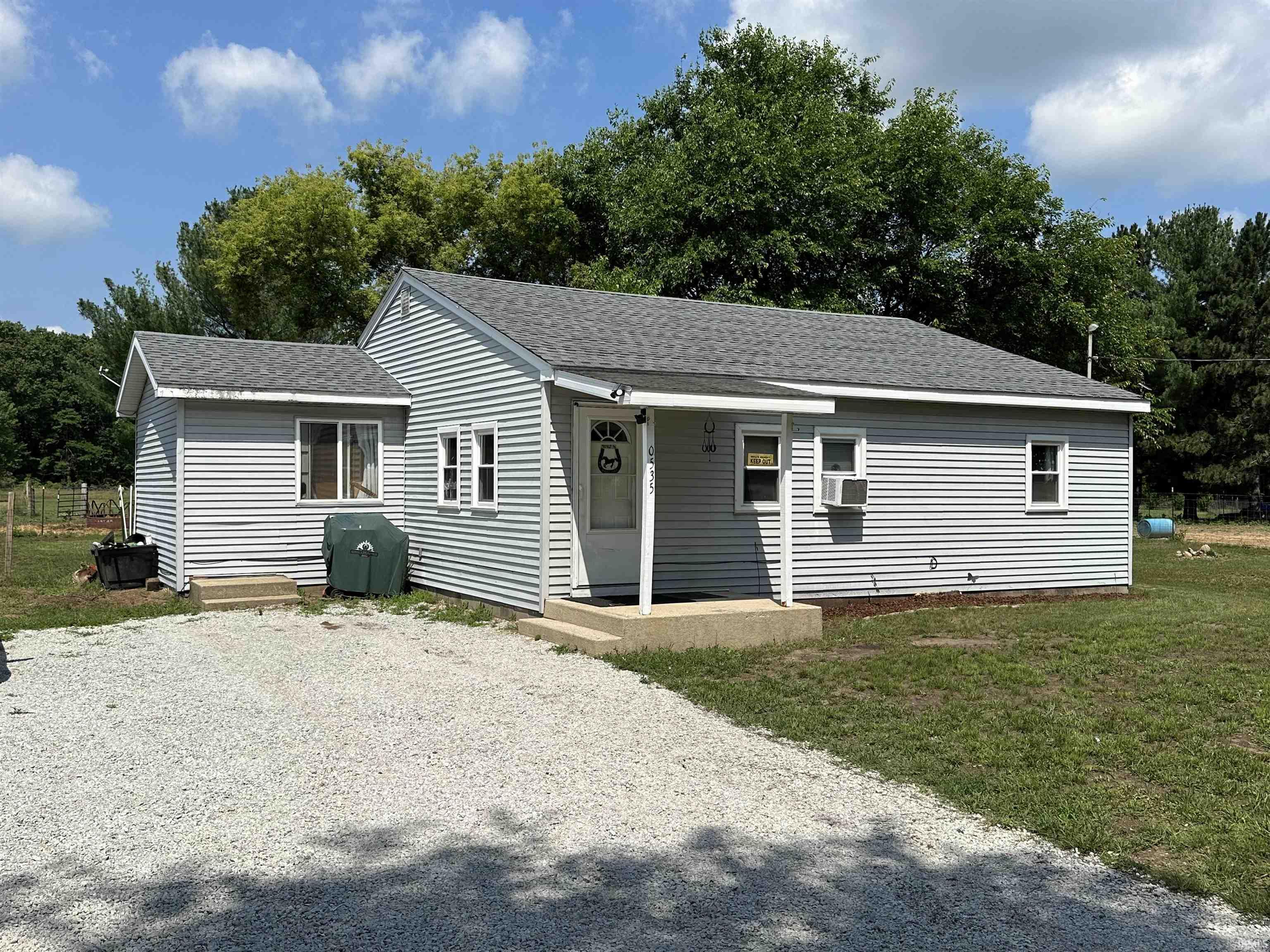 535 State Rd 23