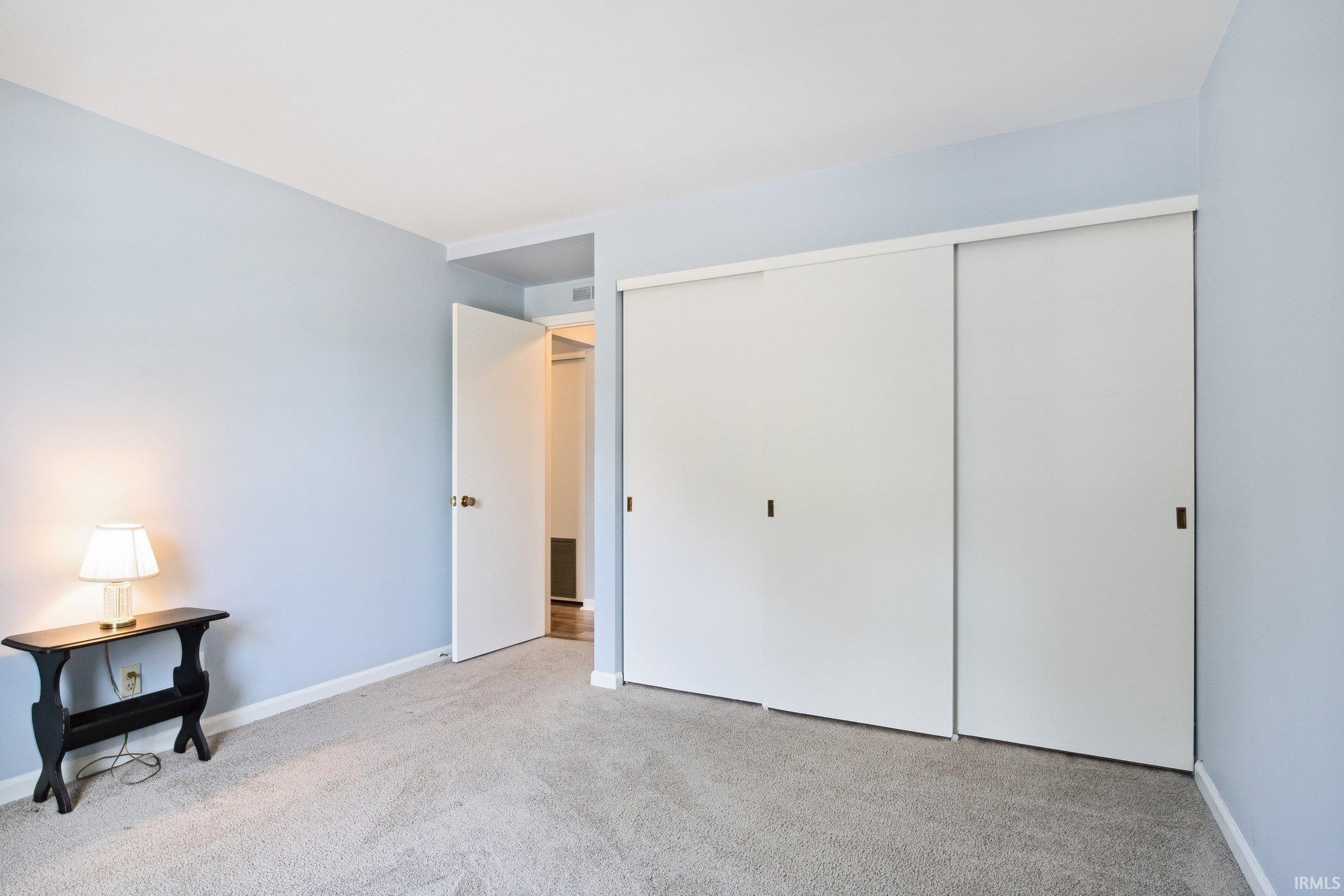 1077 Greenleaf, Apt 215