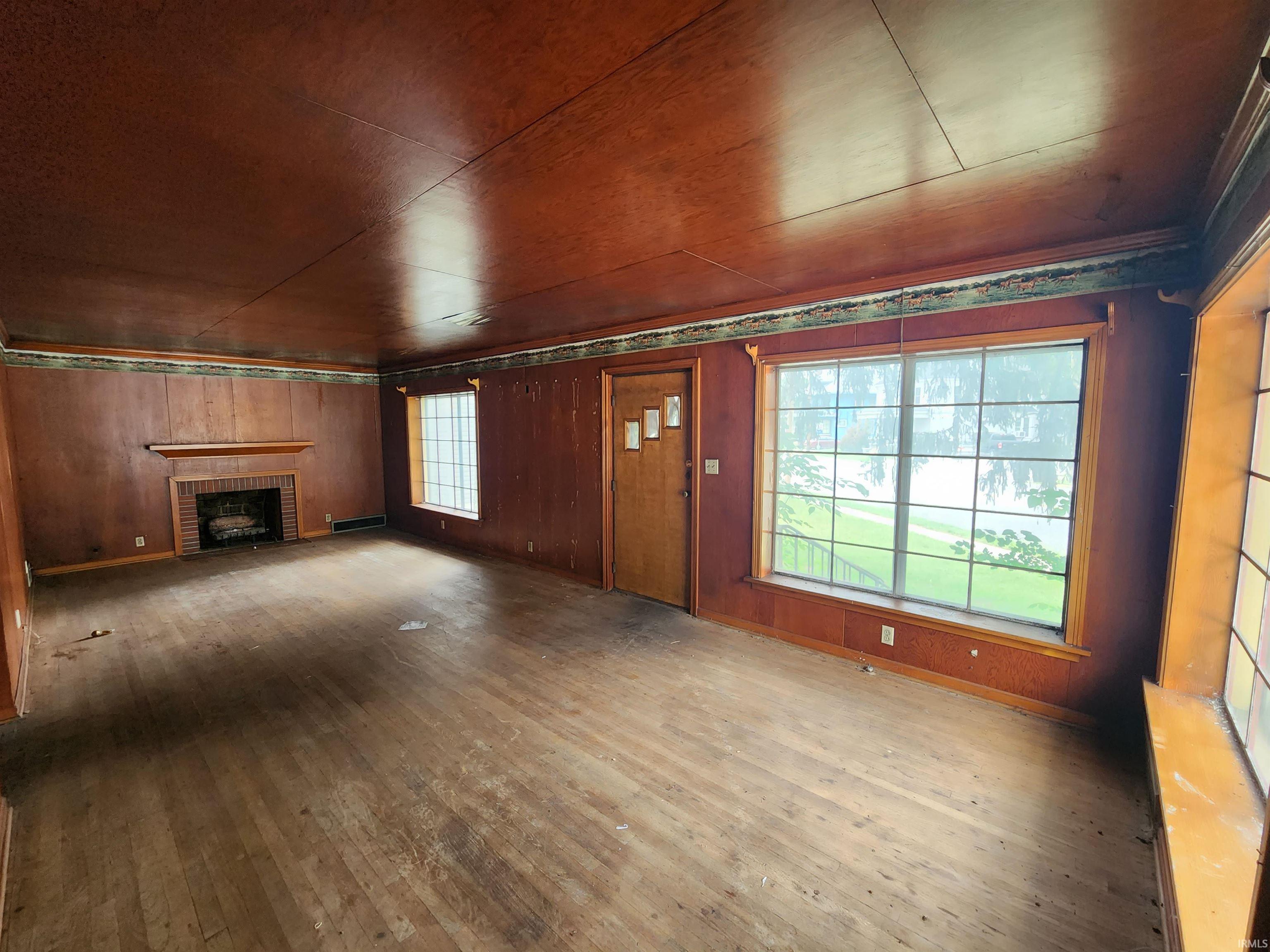 1577 Franklin