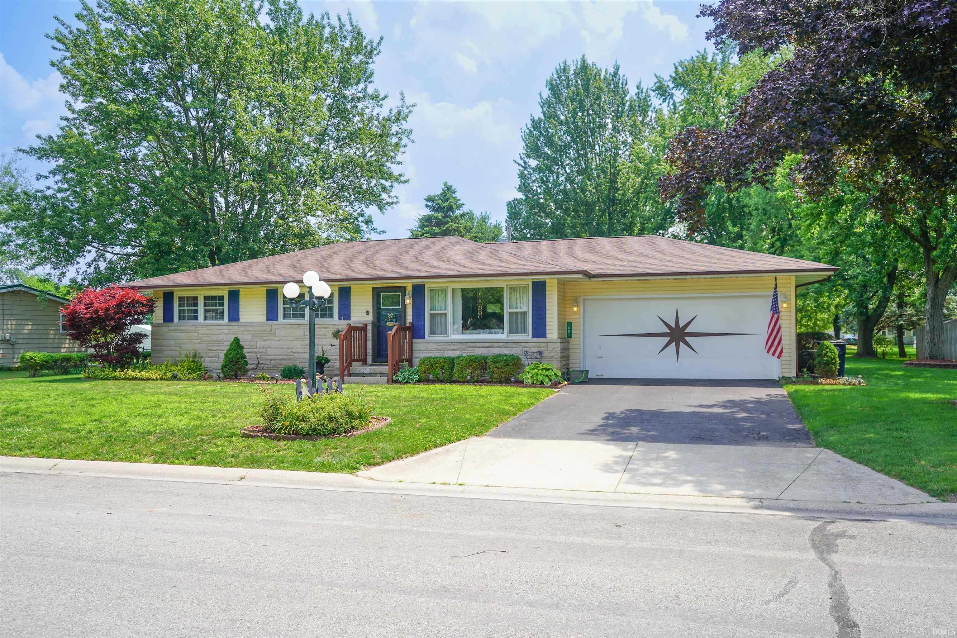 1601 Greenhill