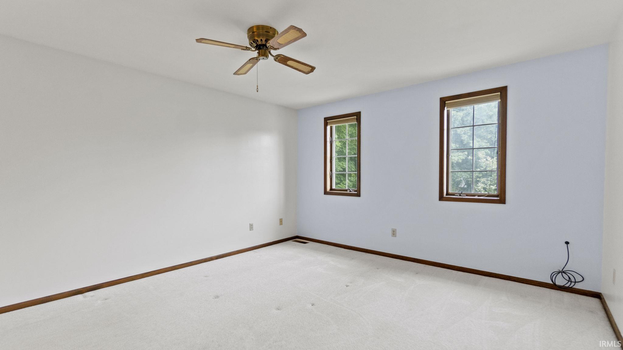 8819 Glenrock