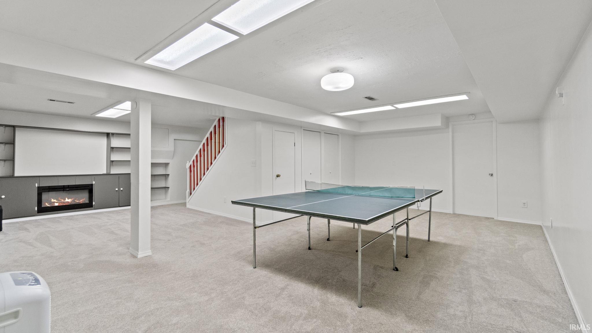 8819 Glenrock