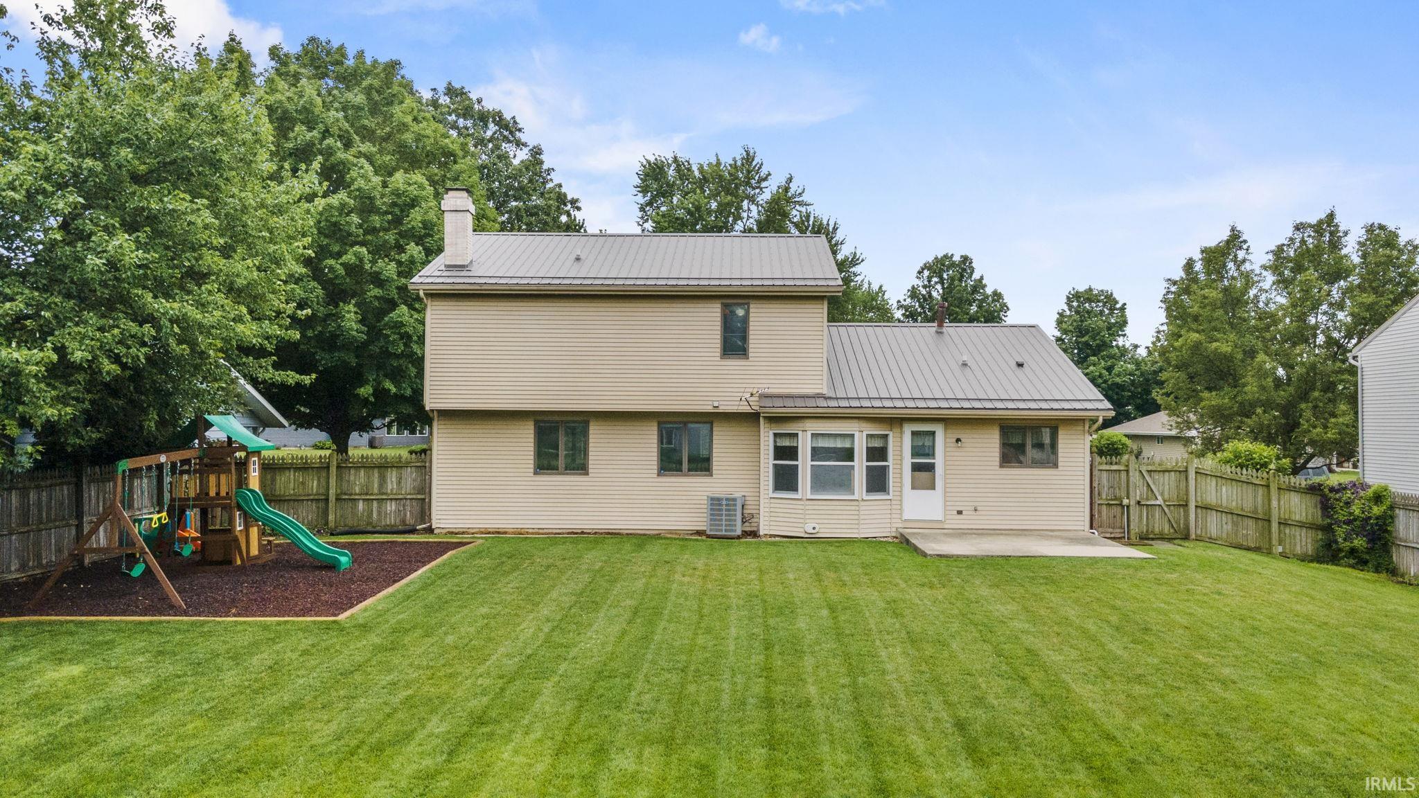 8819 Glenrock