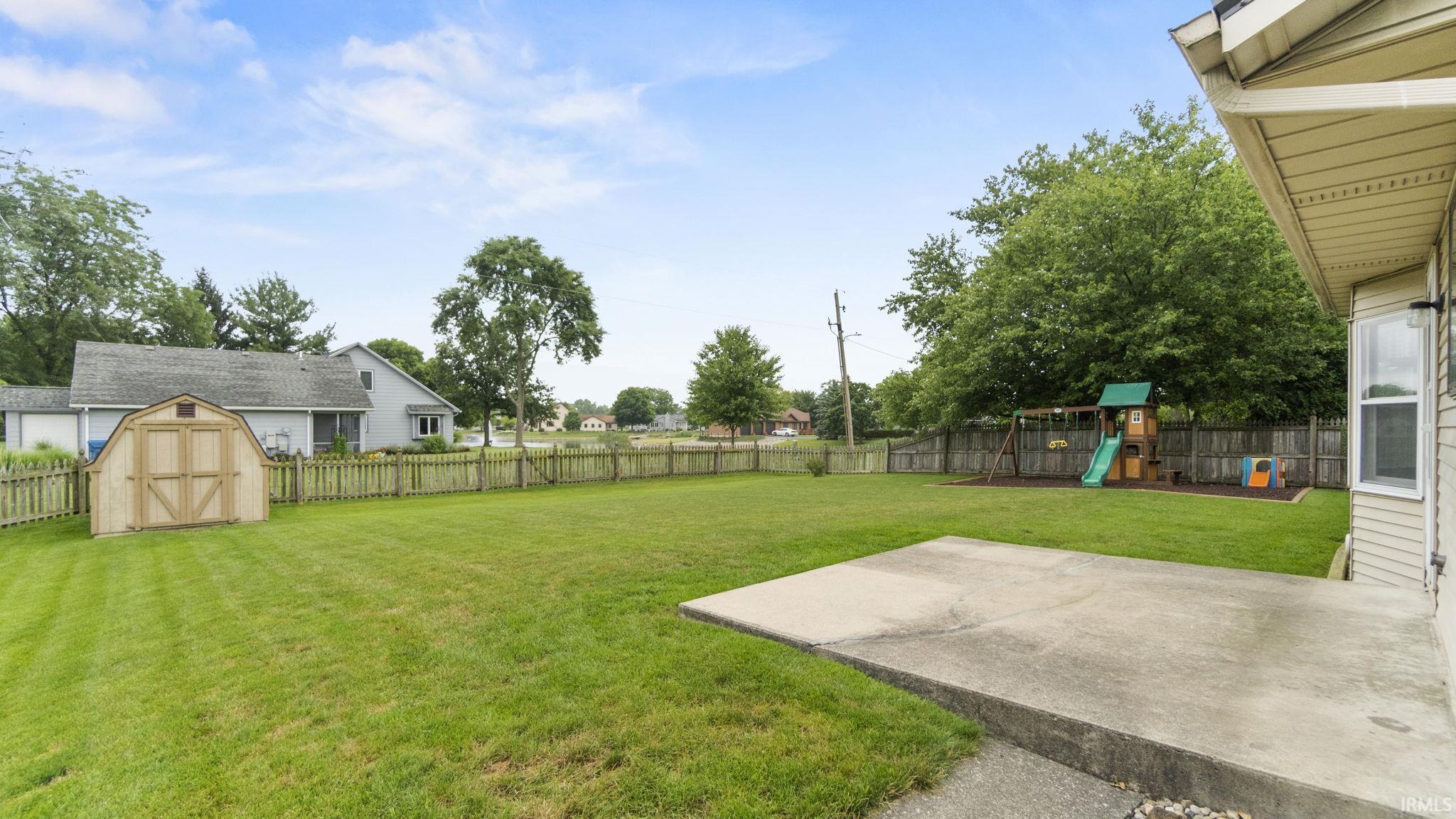 8819 Glenrock