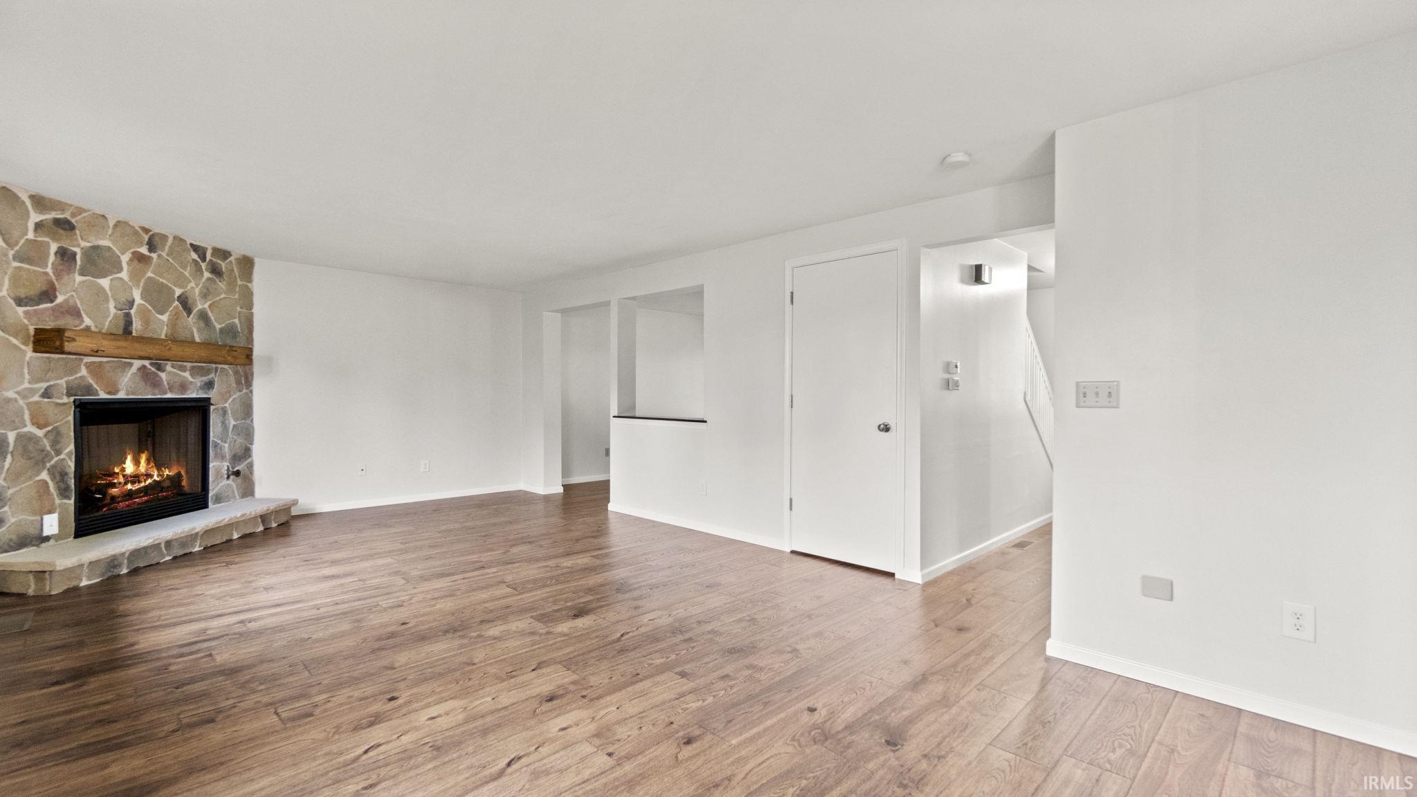 8819 Glenrock